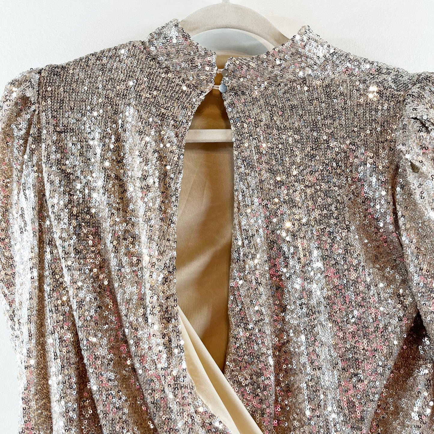 Rachel Zoe Puff Long Sleeve Sequin Open Back Thong Bodysuit Gold Large