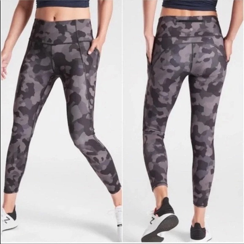 Athleta High Rise Lightning Camo Leggings Pockets Gray XS
