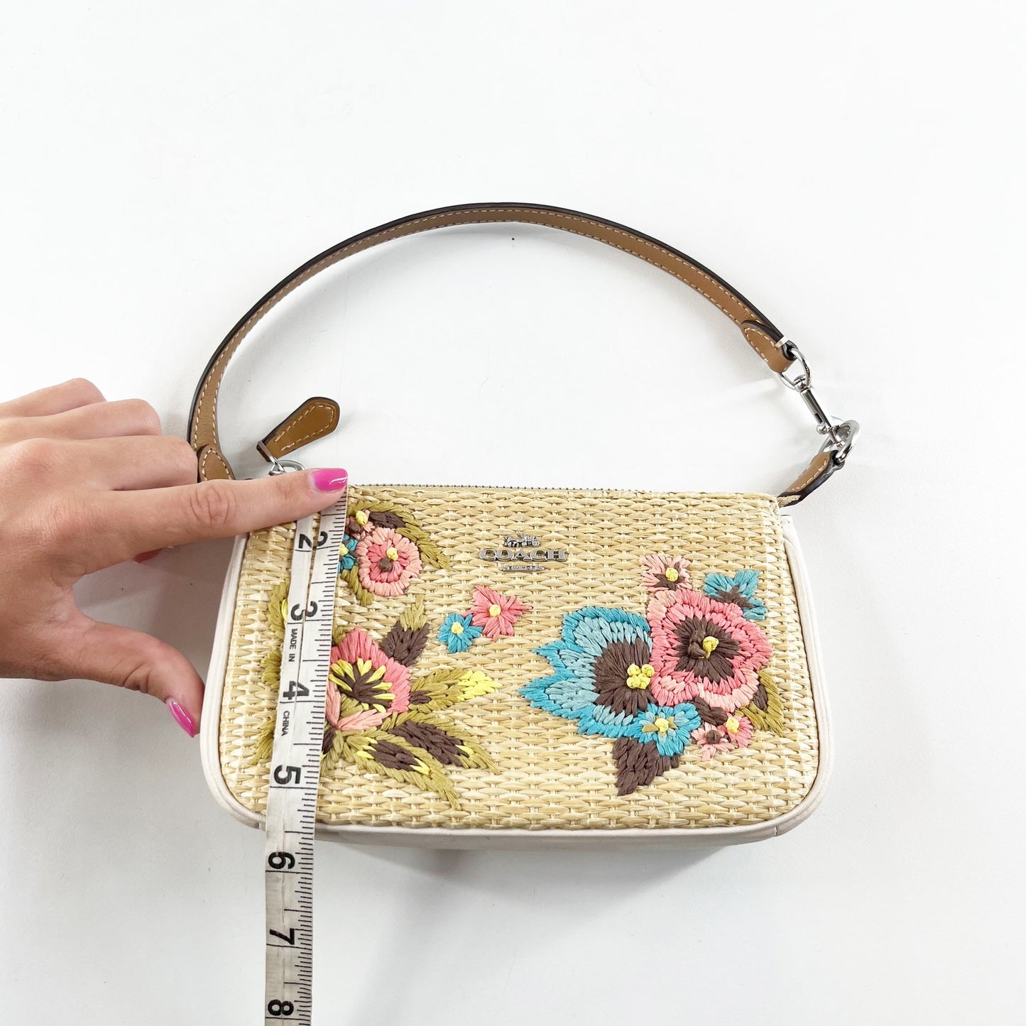 Coach Nolita 19 Woven Straw Rattan Floral Embroidered Shoulder Bag Purse Tan
