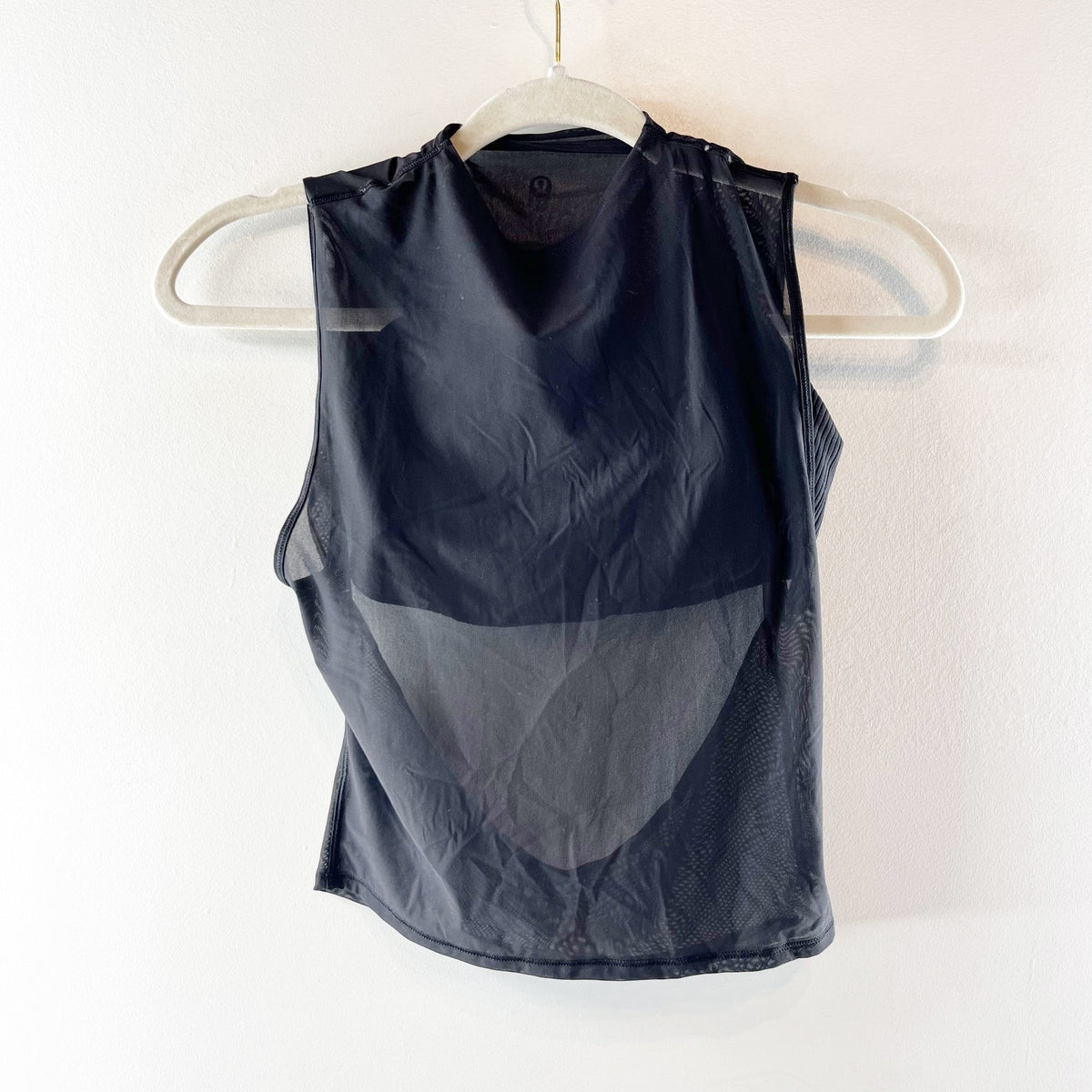 Lululemon Nulu and Mesh Overlay Cropped Studio Tank Top Black Small