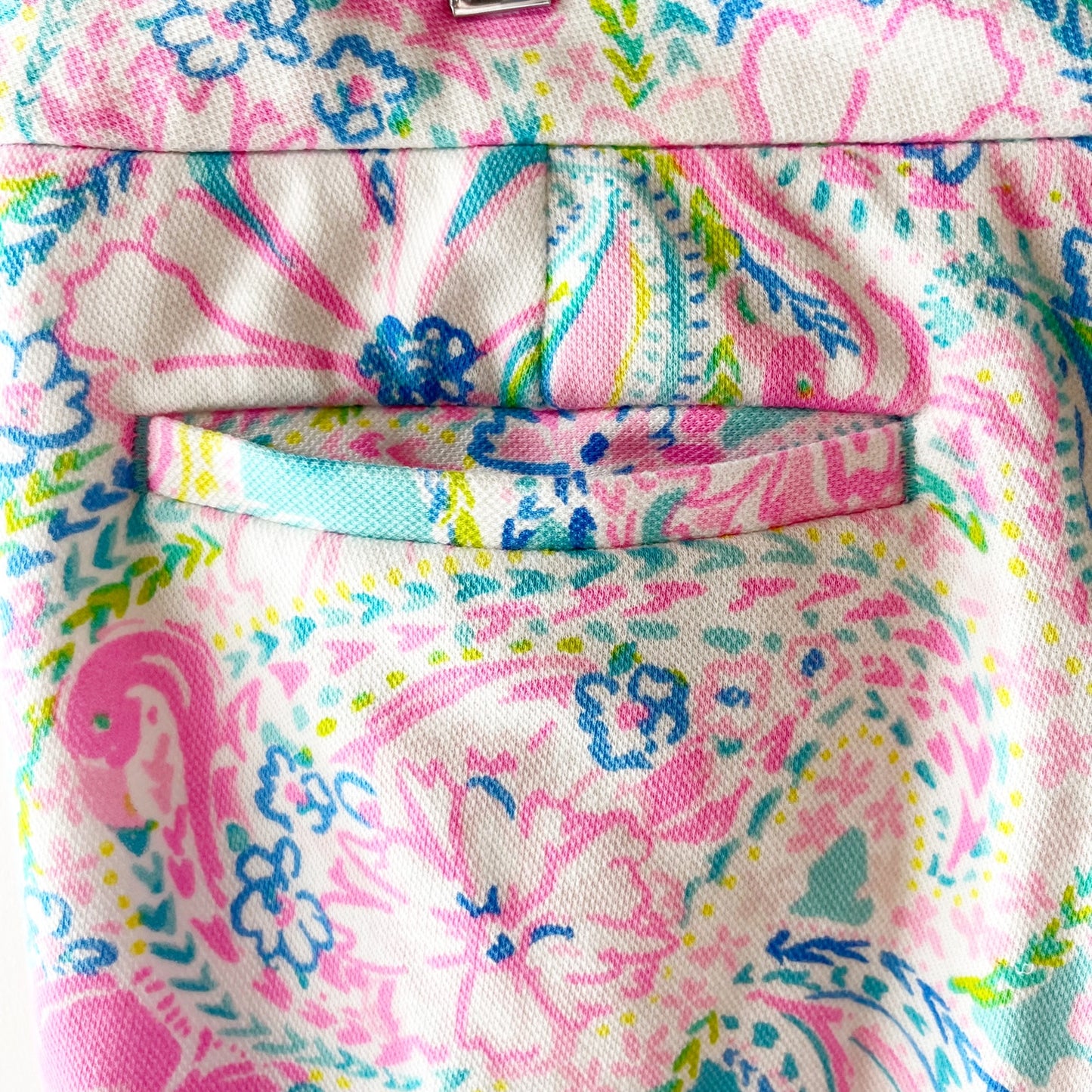 Lilly Pulitzer Low Rise Buttercup Scalloped Hem Chino Shorts 5" Pink Blue 14
