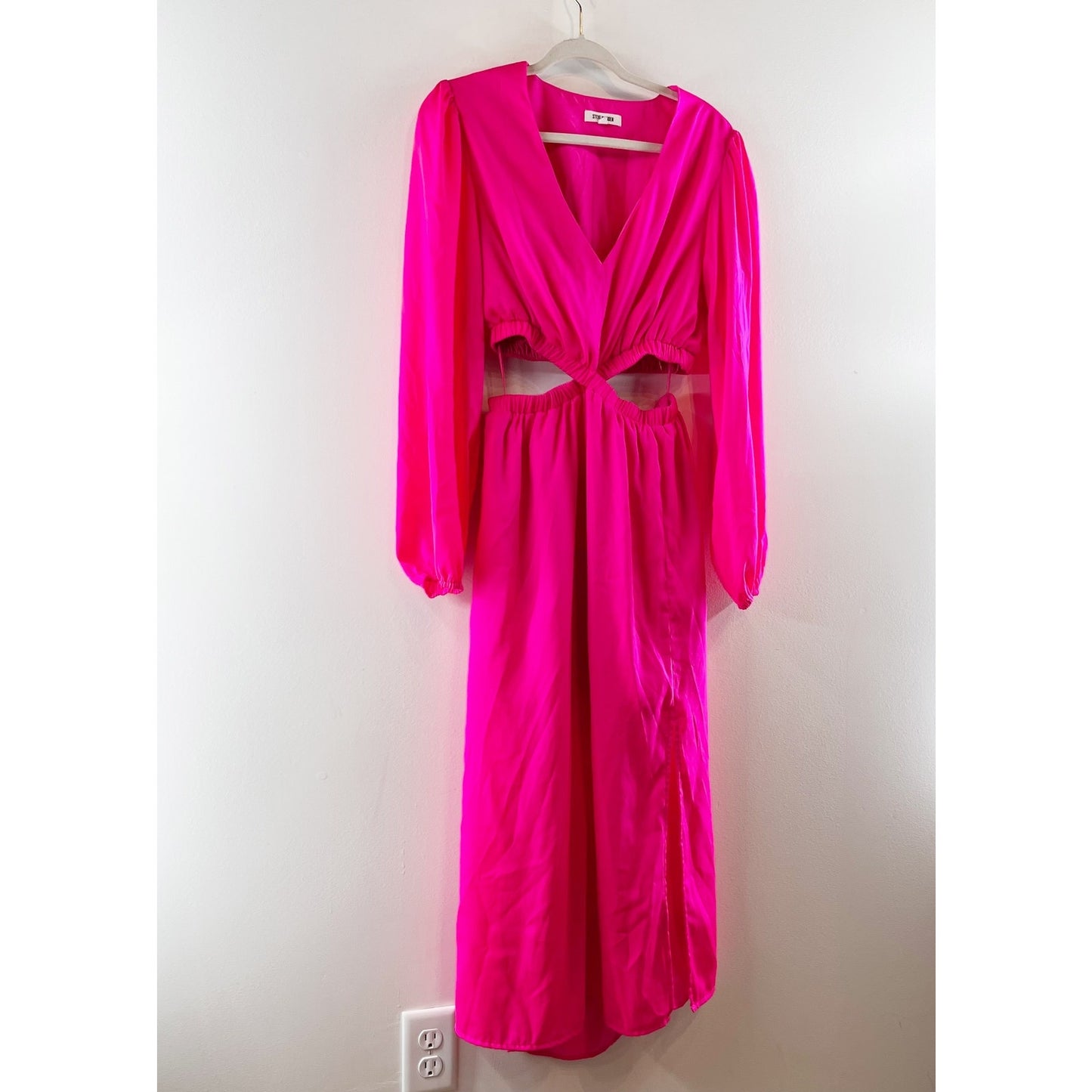 Steve Madden Cerys Long Sleeve Cutout Satin Midi Dress Pink Large
