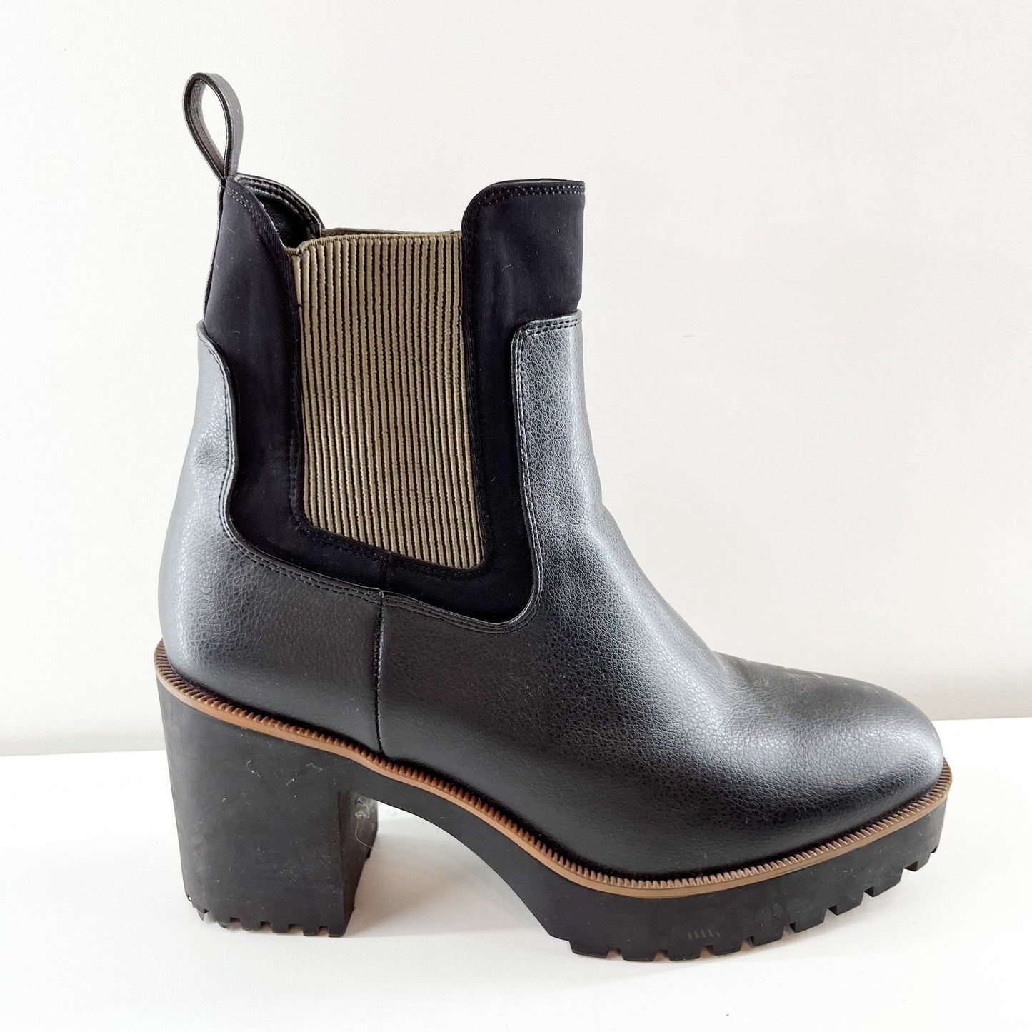 Chinese Laundry Good Day Chelsea Sock Booties Boots Black 9.5