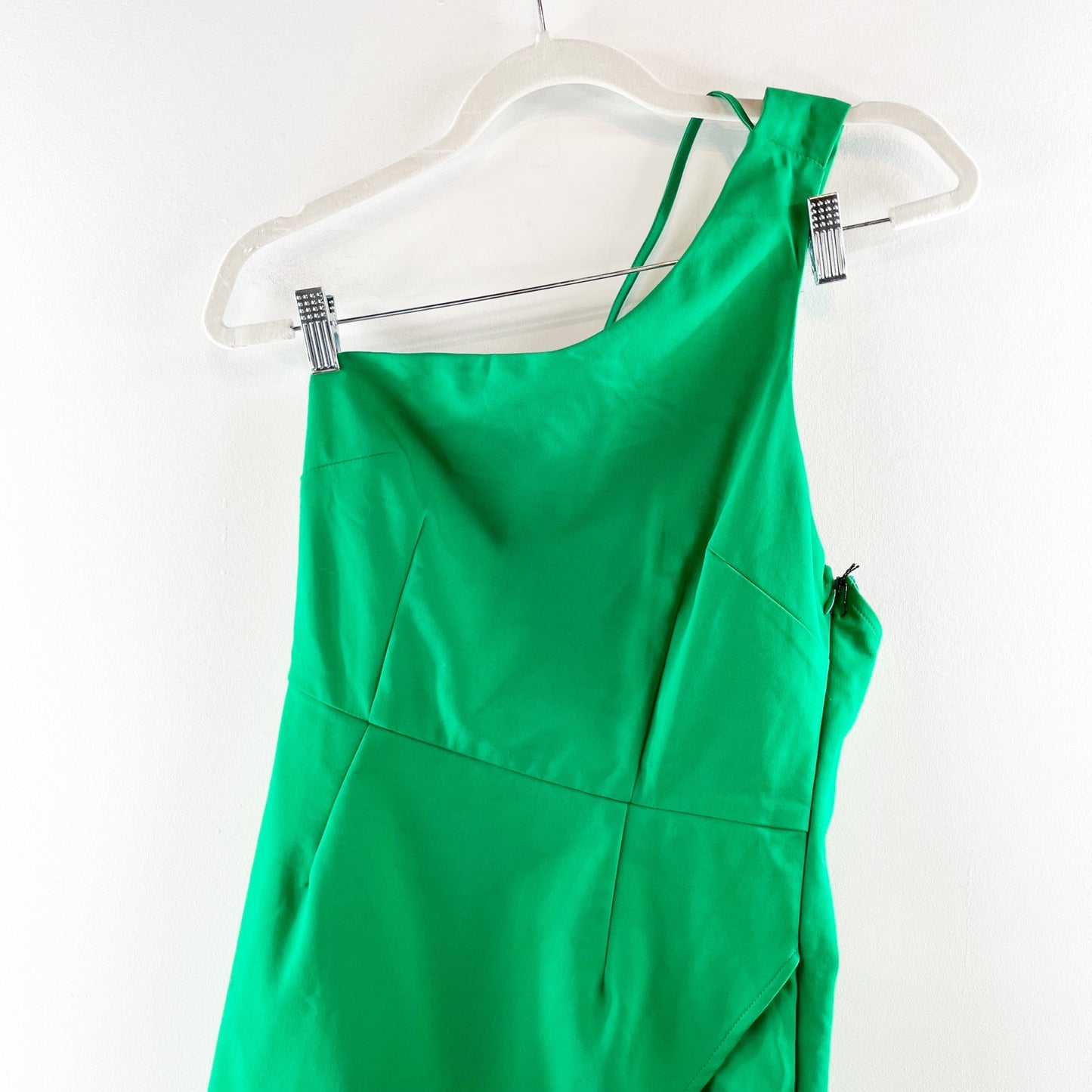 Superdown Molly One Shoulder Mini Dress Green Medium
