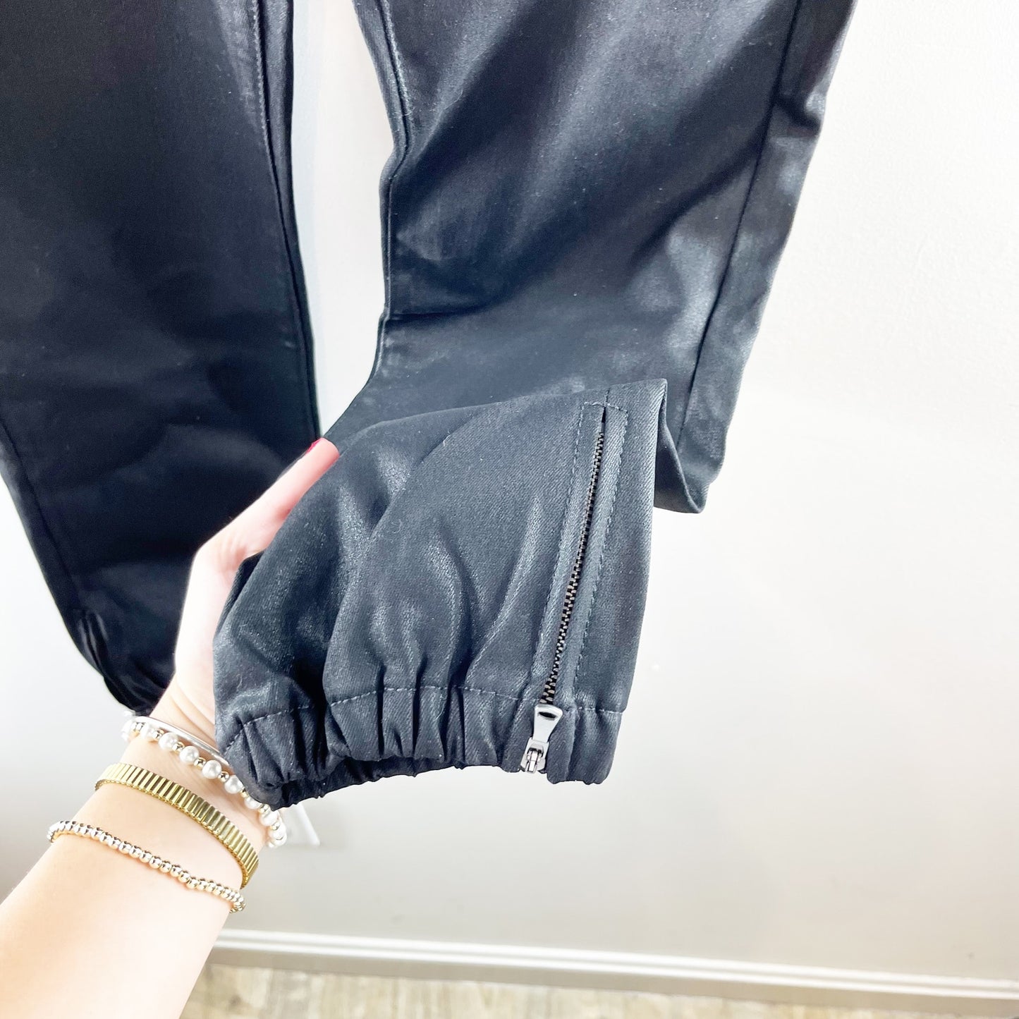 Paige Mayslie Luxe Coating High Waisted Cropped Jogger Pants Black Fog US 26