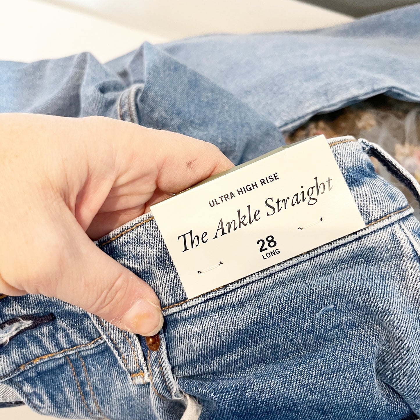 Abercrombie & Fitch Ultra High Rise Denim Ankle Straight Jeans Blue 28 Long