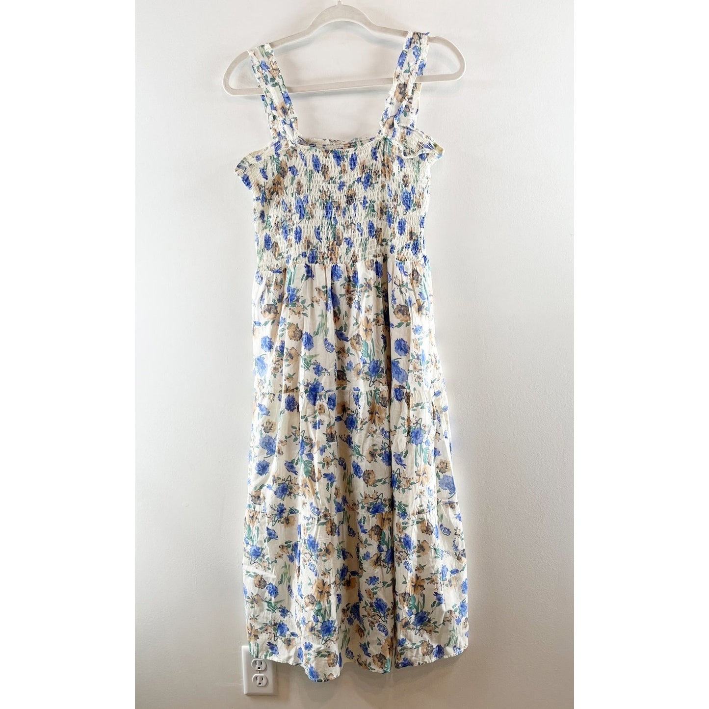 Heartloom Ronnie Floral Smocked Midi Dress Bellflower White Medium