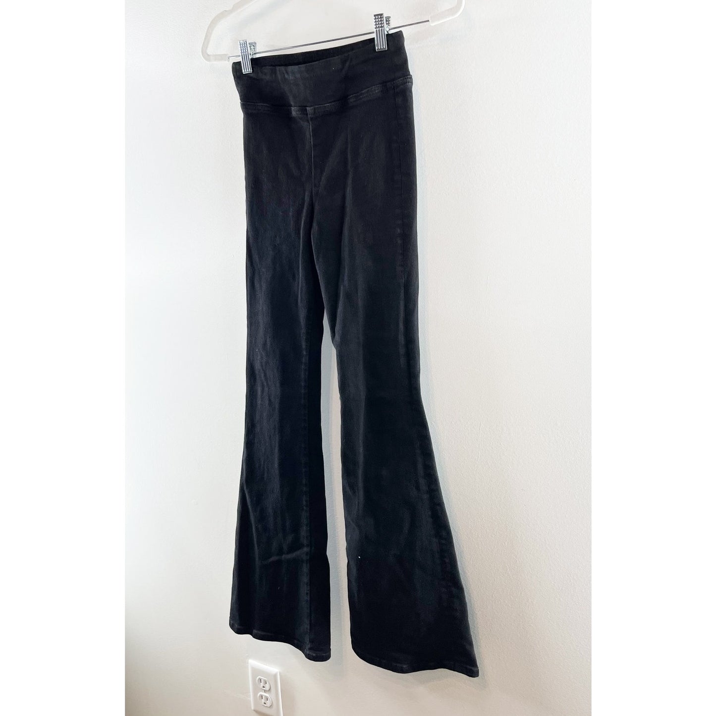 FRAME The Jet Set High Rise Flare Leg Pull On Jeans Black 0