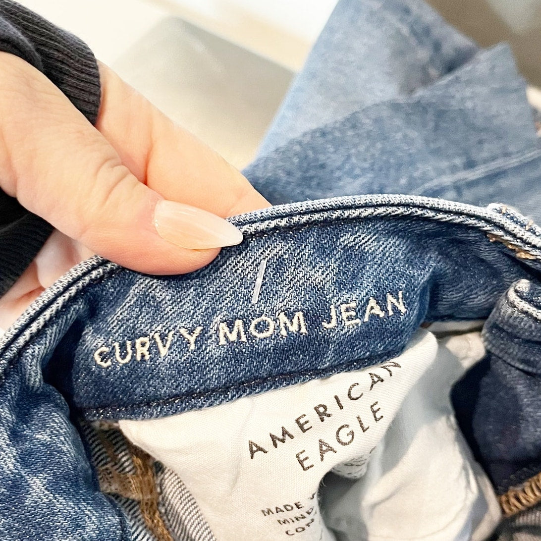 American Eagle Curvy High Rise Mom Distressed Stretch Jeans Blue 6 Petite