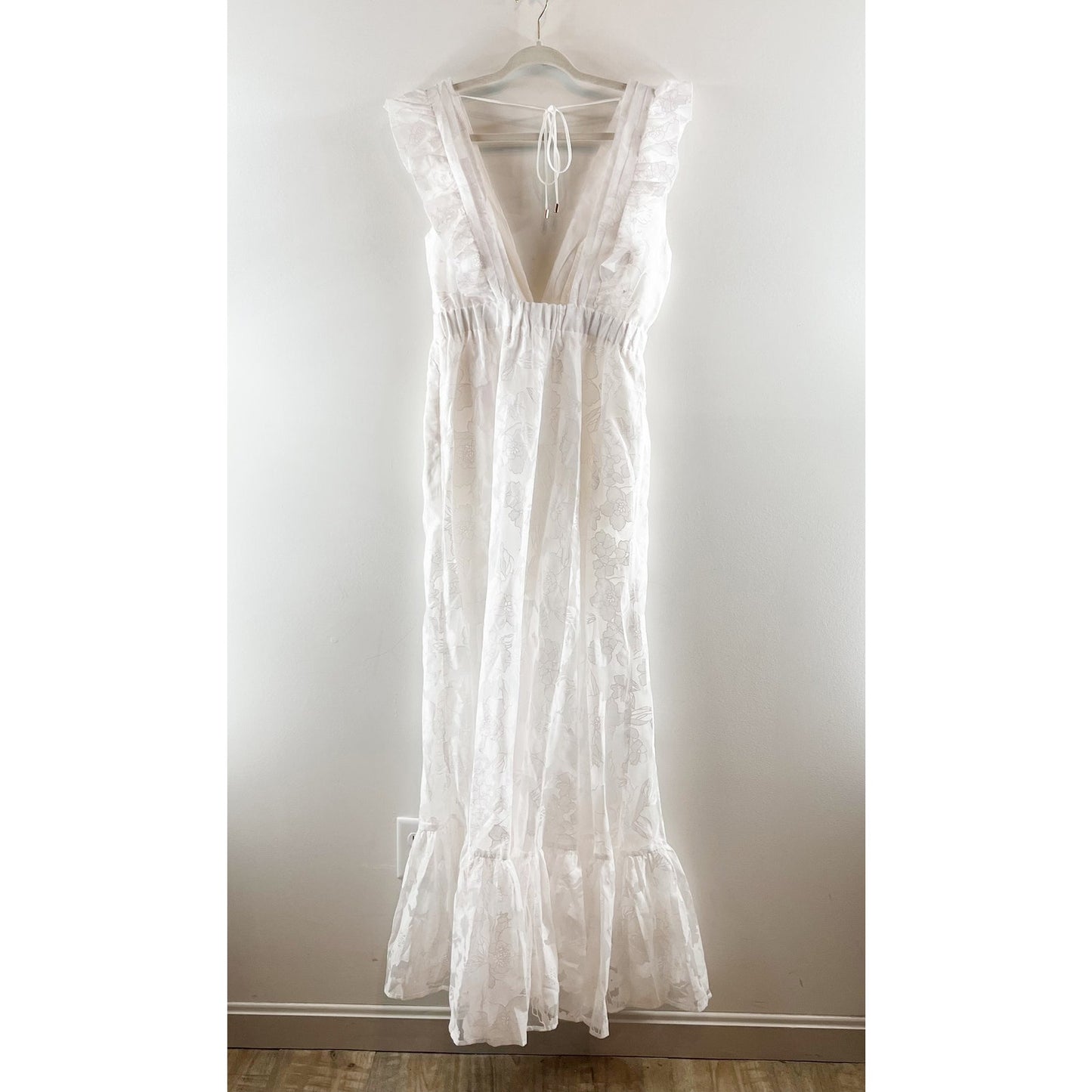 Hello Molly Sweeter Than Life Ruffle Floral Maxi Dress White Large