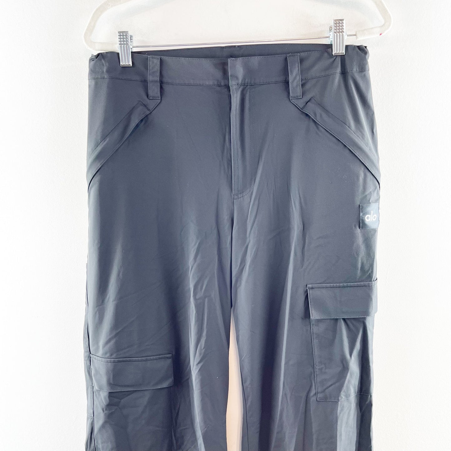 Alo Yoga All That High Waisted Straight Leg Cargo Trouser Pants Black Medium