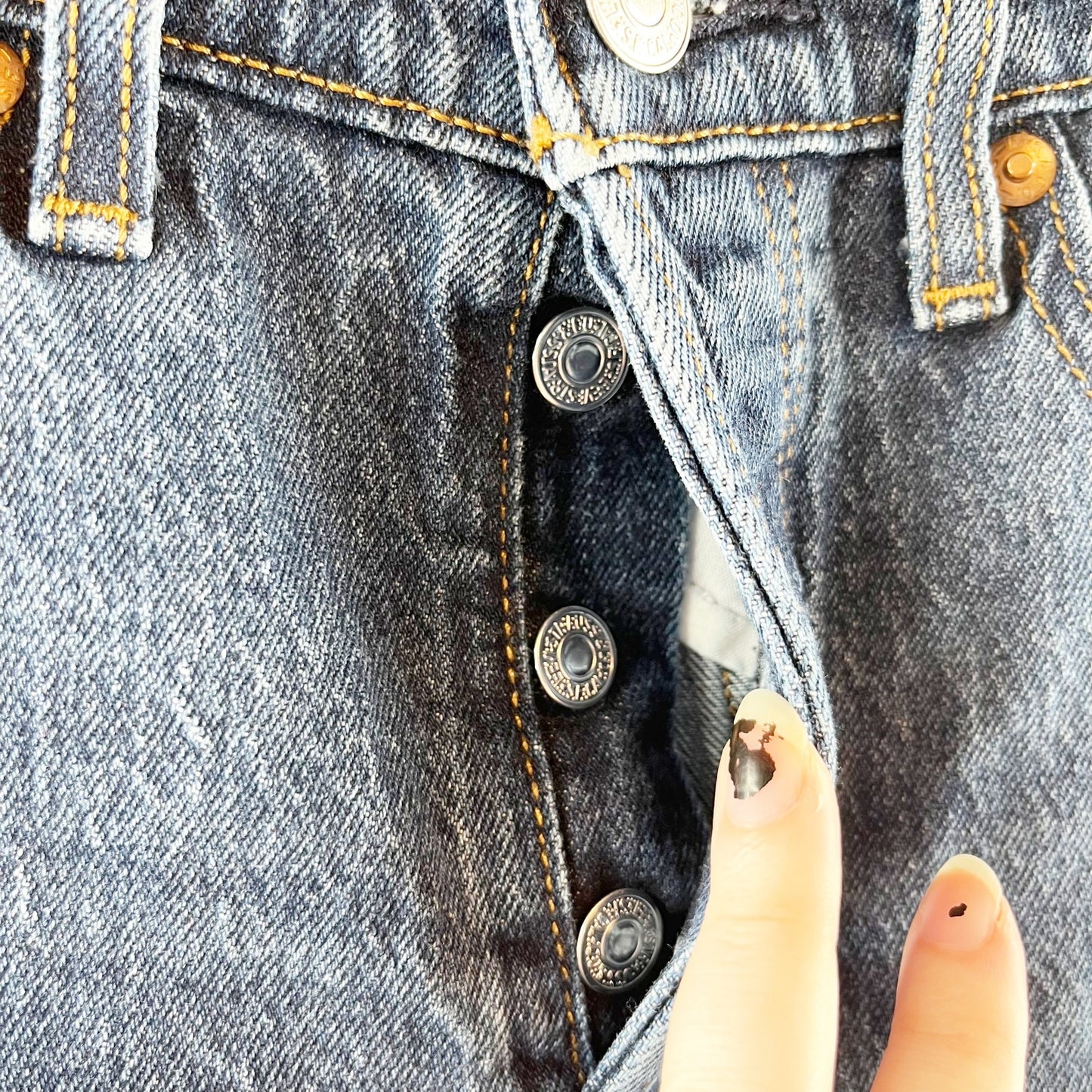 Levi's Wedgie Fit High Rise Straight Jeans Dark Wash Blue 26