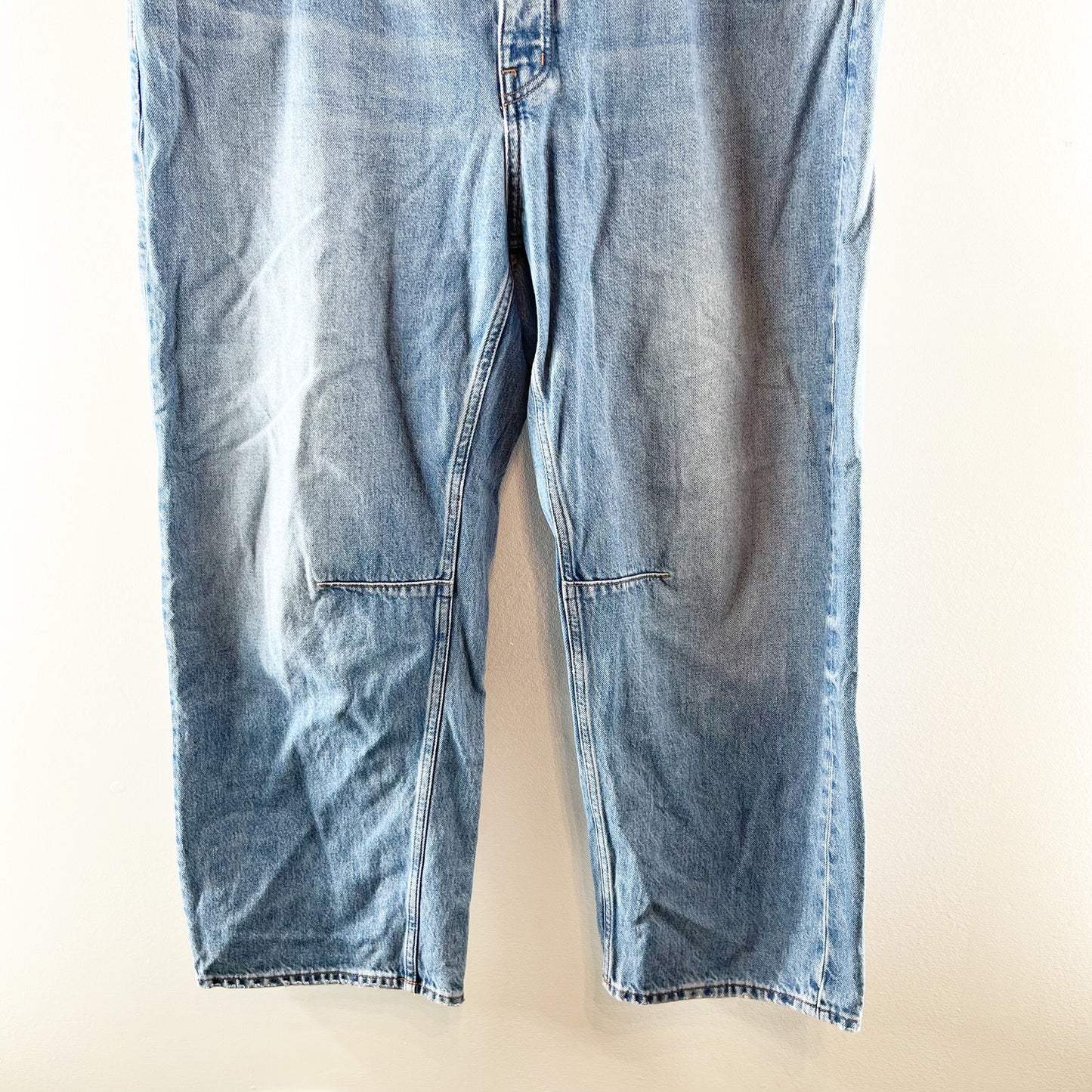 Madewell The Darted Barrel Leg Jeans Dobbins Wash Blue 32 / 14