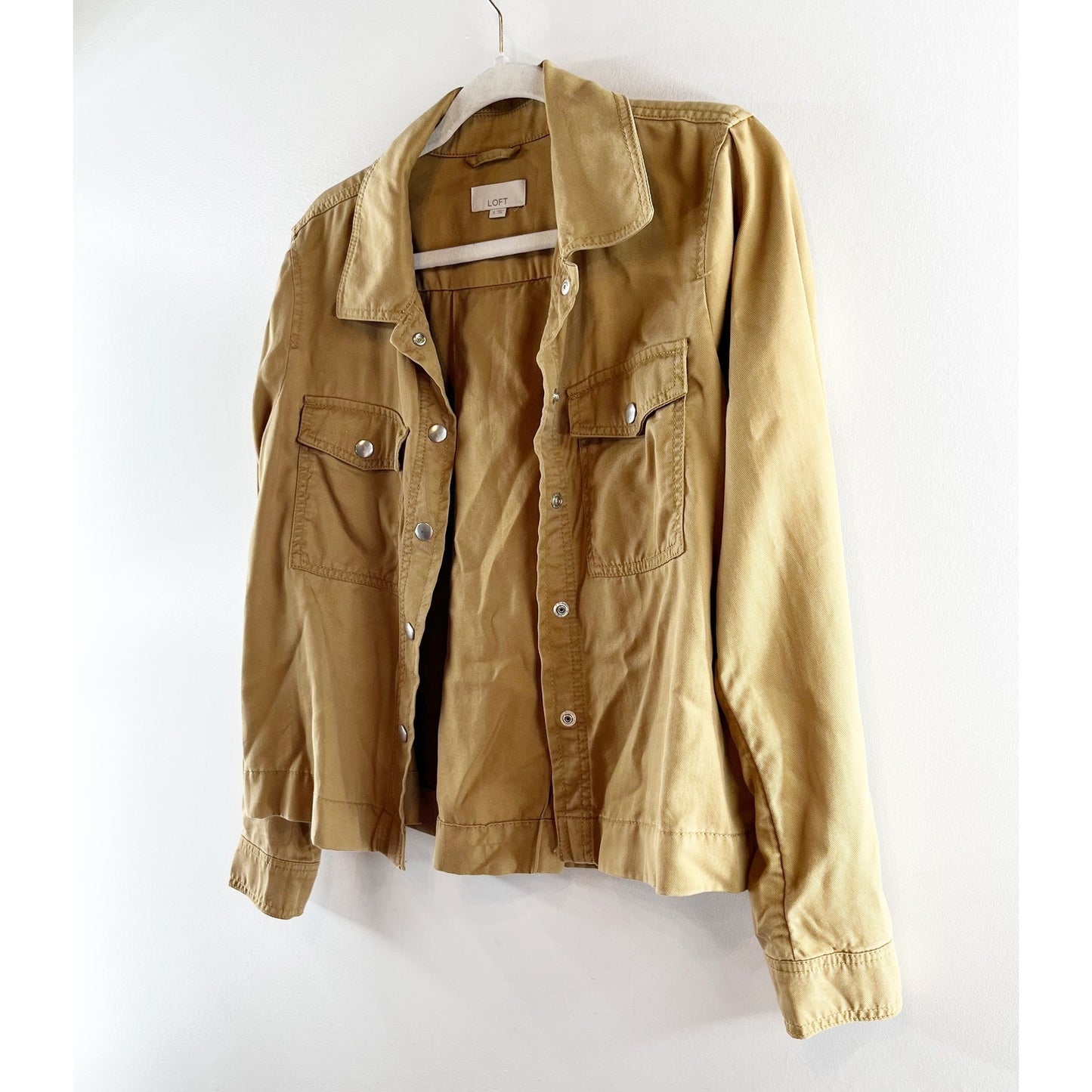 LOFT Snap Button Long Sleeve Boxy Fit Top Shirt Shacket Tan Small
