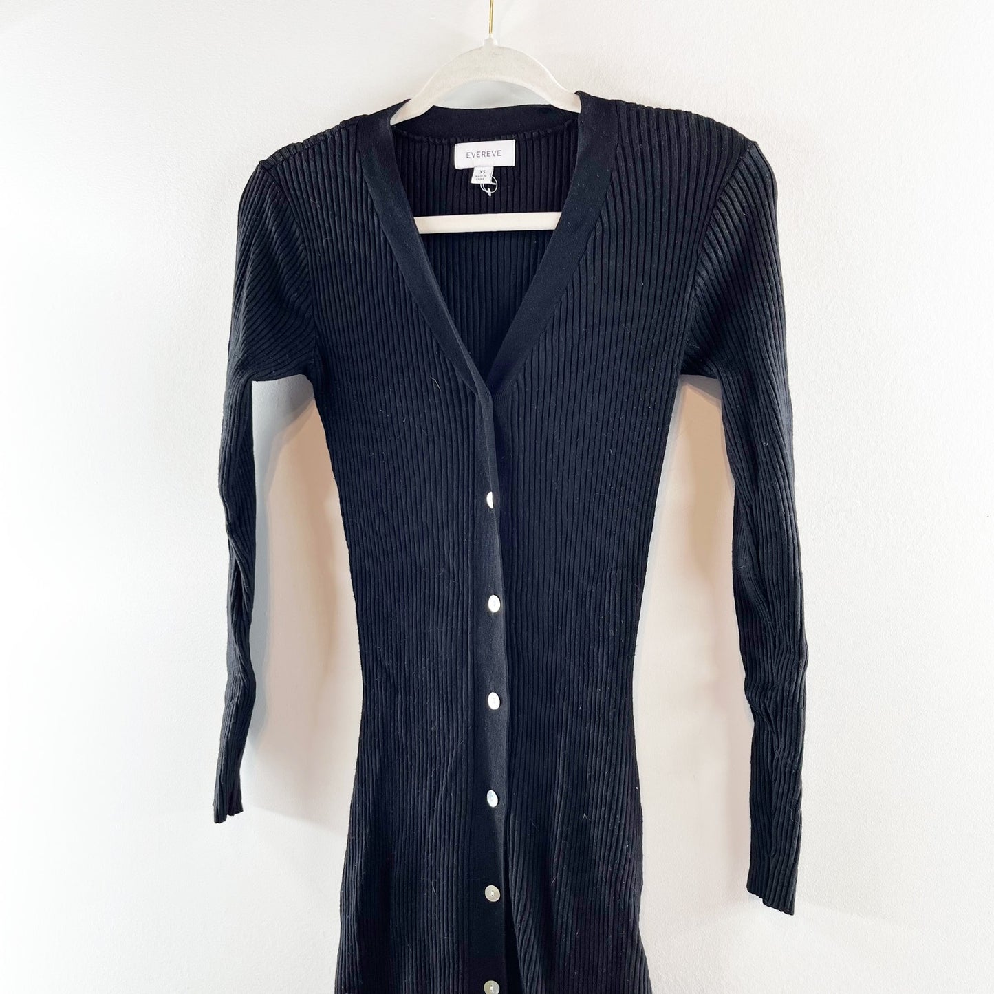Evereve Ribbed V Neck Button Up Sweater Midi Dress Black XS