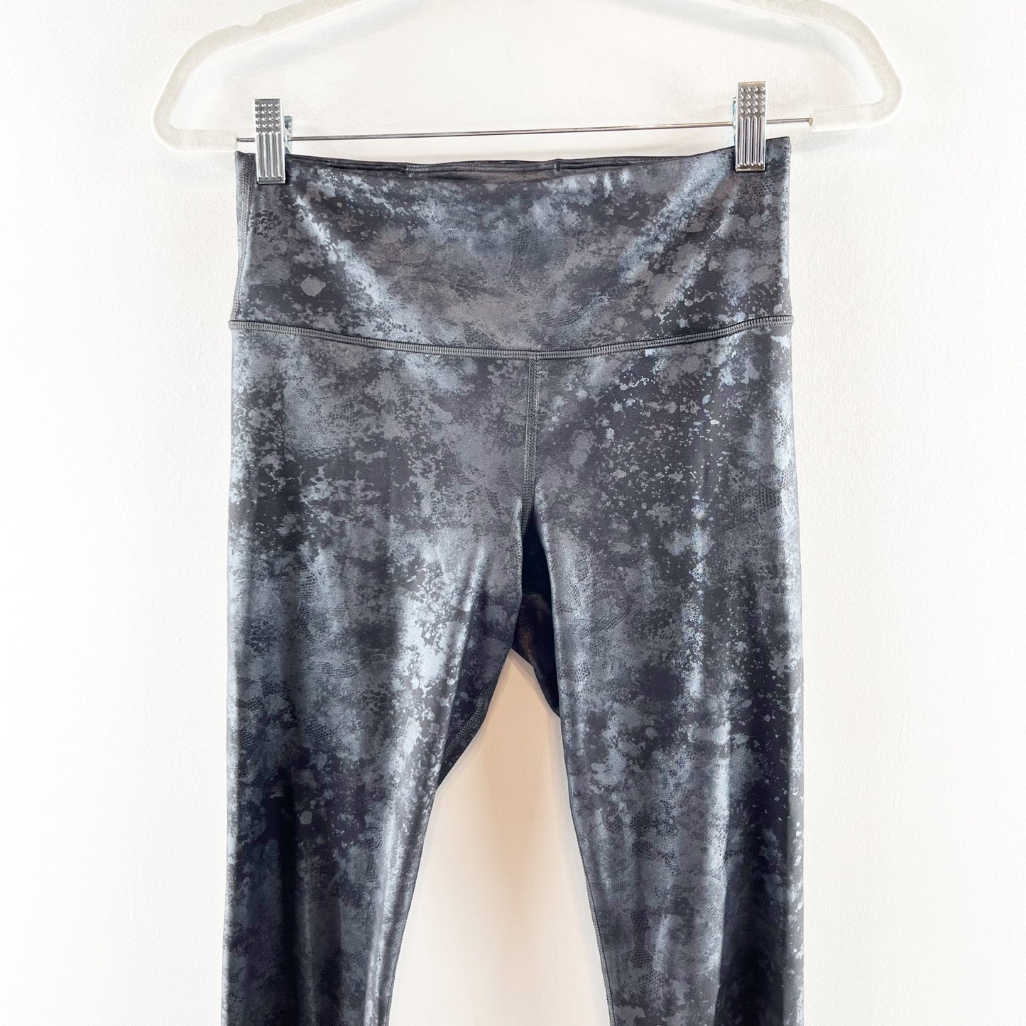 Athleta Elation Ultra High Rise Misty Lace Tights Leggings Black Small