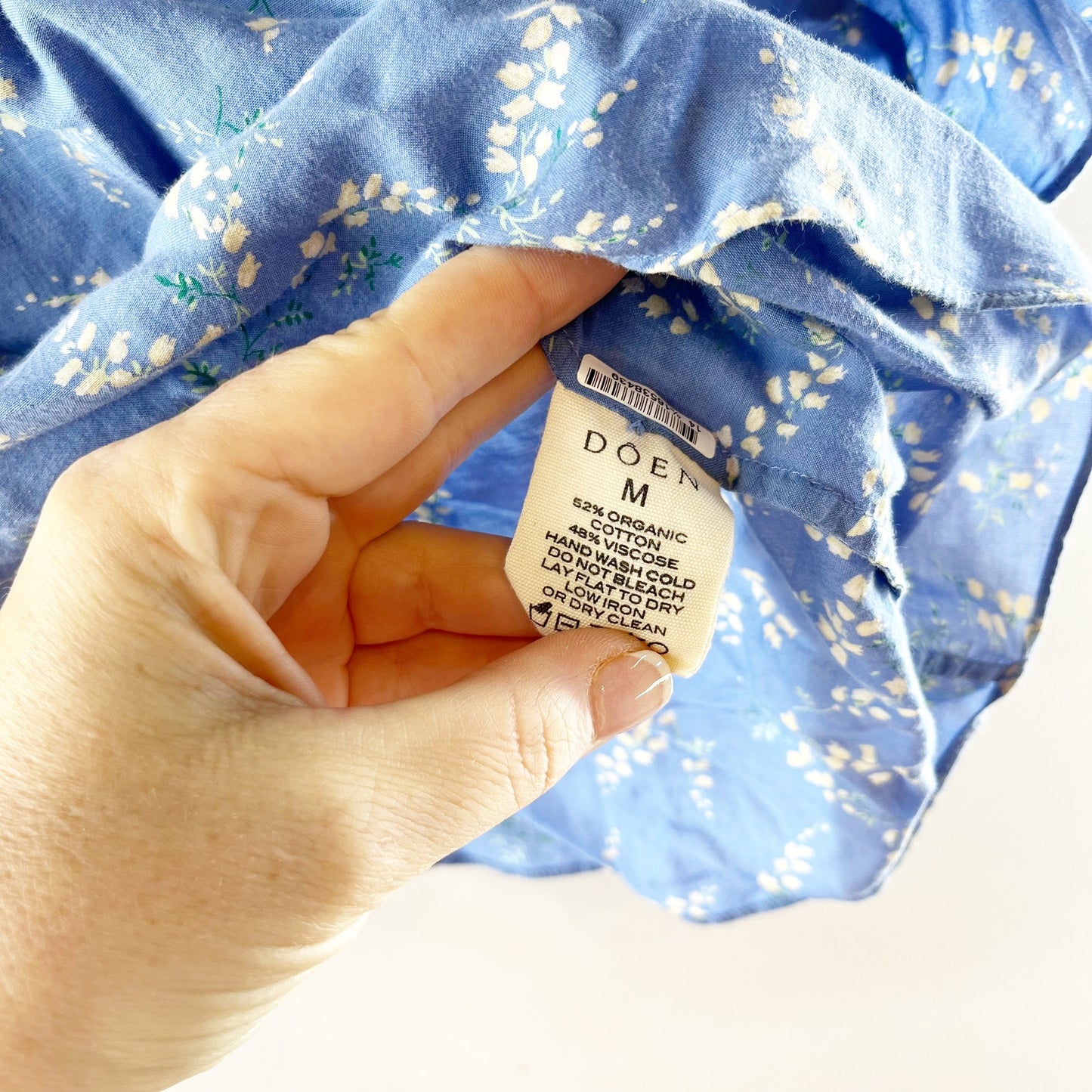DOEN Henri Pleated Floral Puff Sleeve Button Front Blouse Top Blue Medium
