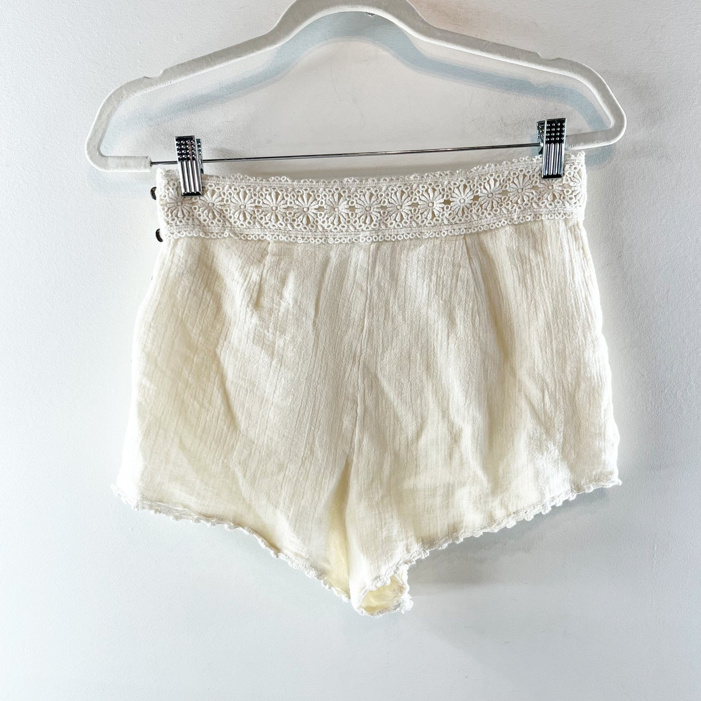 Free People Cotton Crochet Trim Side Button High Waisted Shortie Cream Small