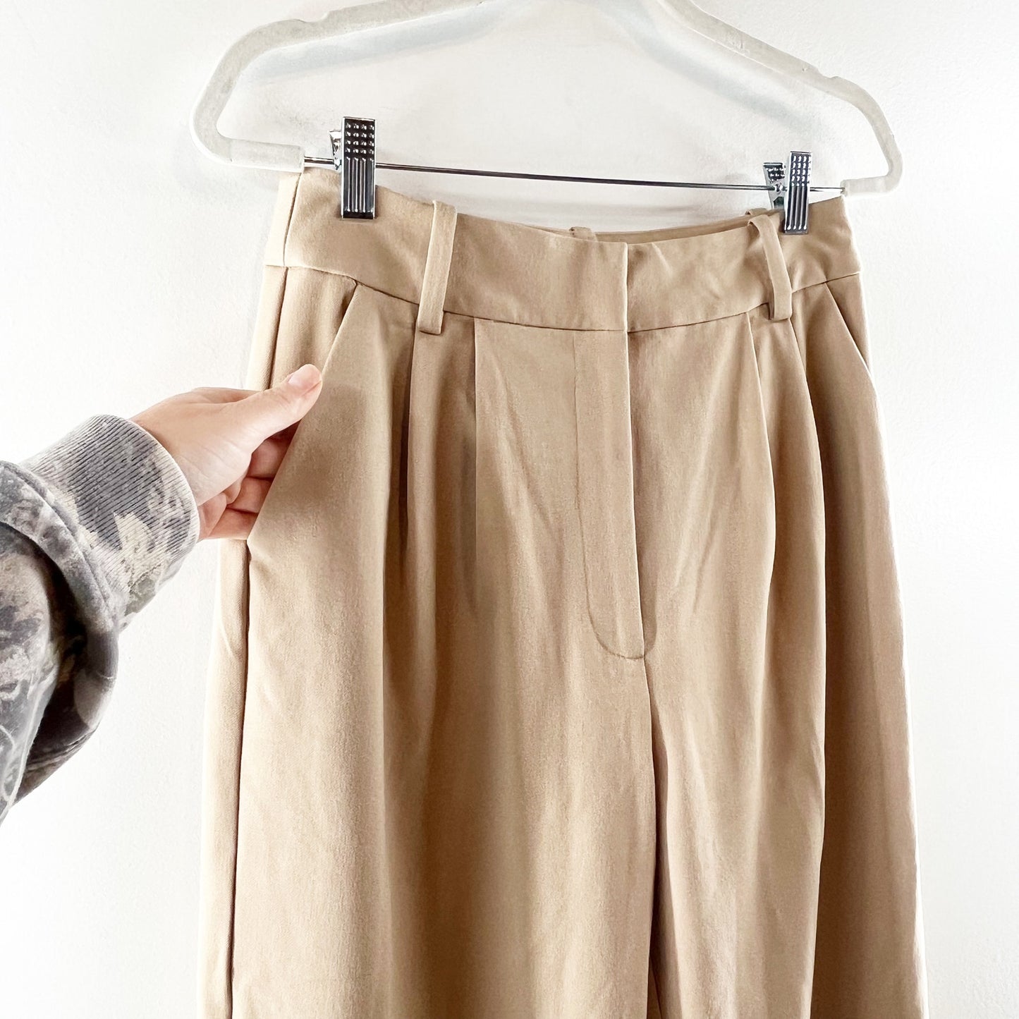 Favorite Daughter High Rise Pleated Wide Leg Trouser Pants Tan Beige 10