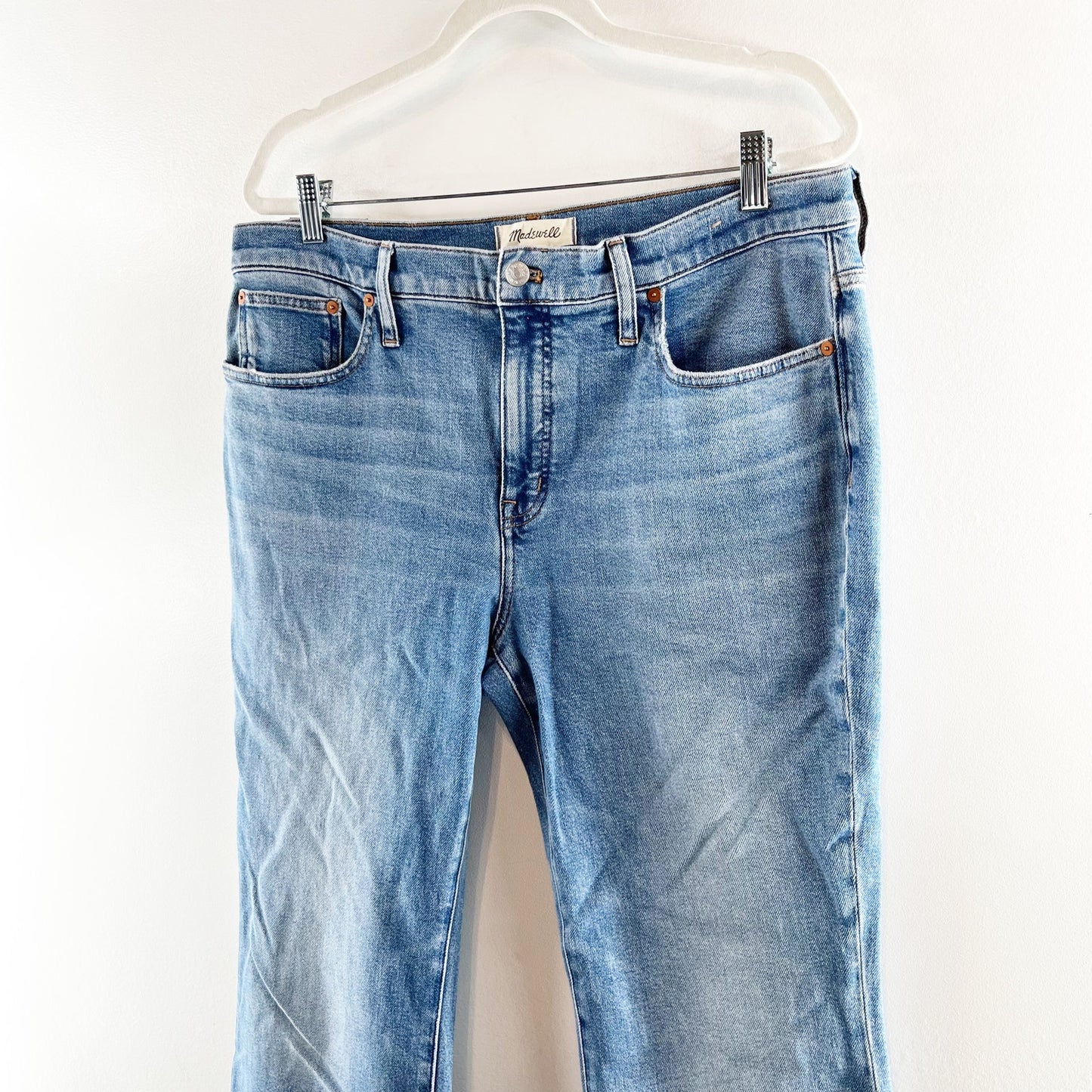 Madewell High Rise Flea Market Flare Jeans in Amaretto Wash Blue 32 / 14
