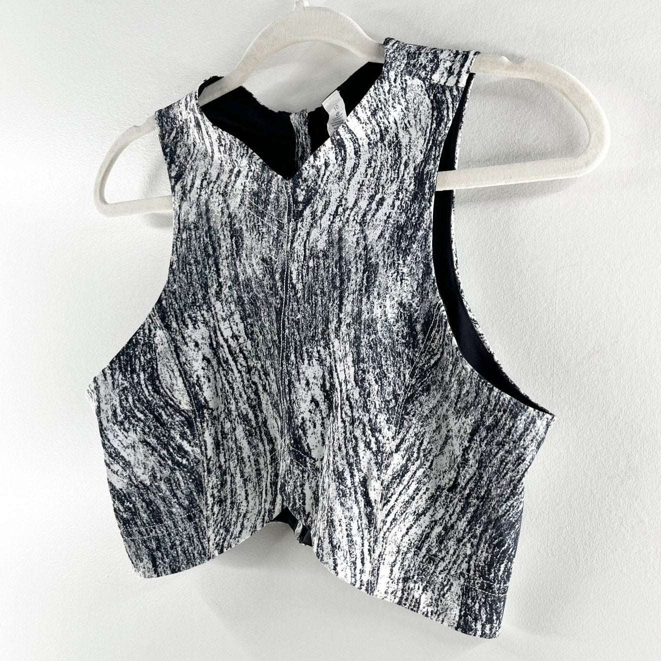 Lululemon Zip Back Crop Sports Bra Workout Top Black White 10