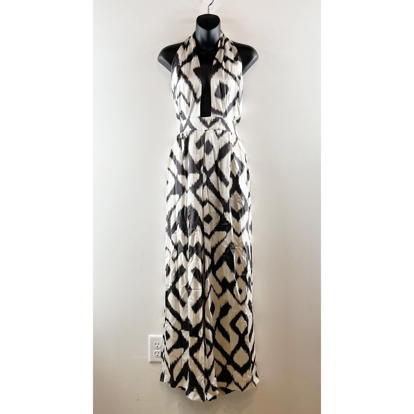 Banana Republic Ascendant Silk Geo Print Halter Cutout Jumpsuit White Black 6