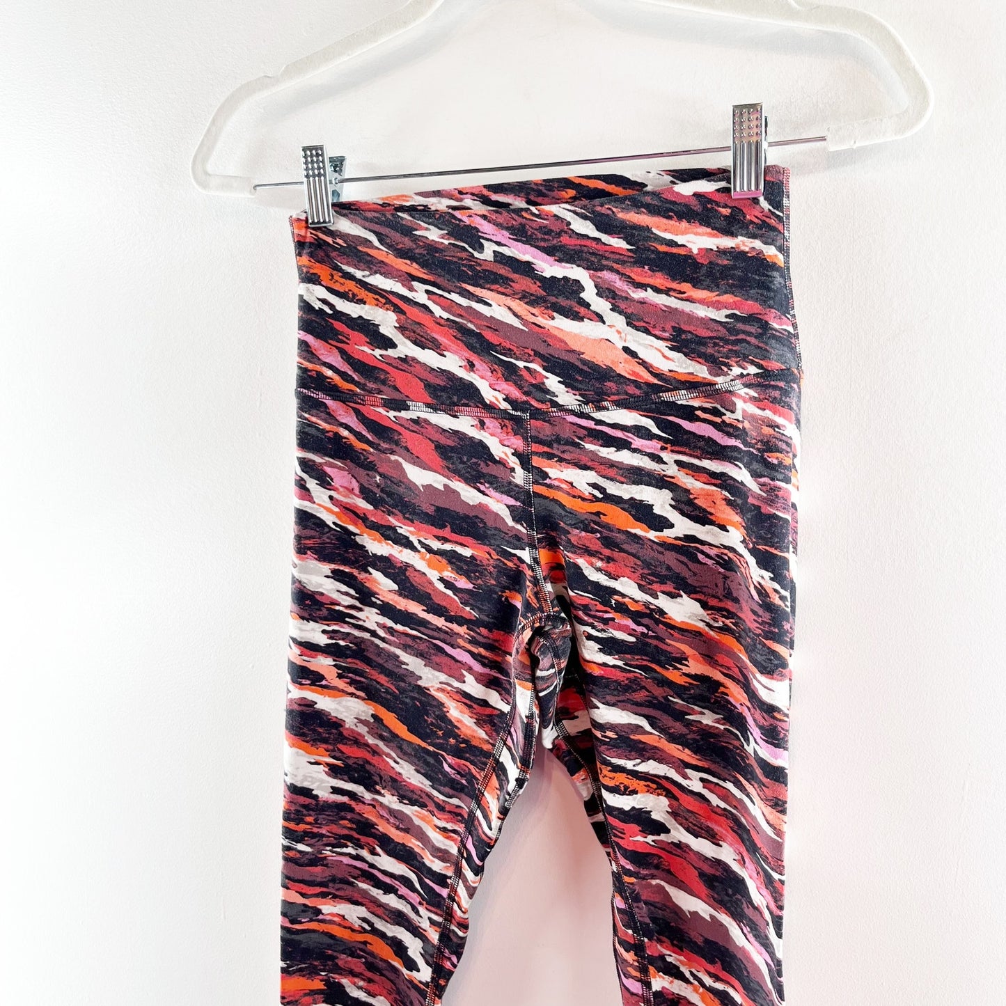 Lululemon Lunar New Year Align High-Rise Pant 25" Tiger Tide Smoky Red Multi 6