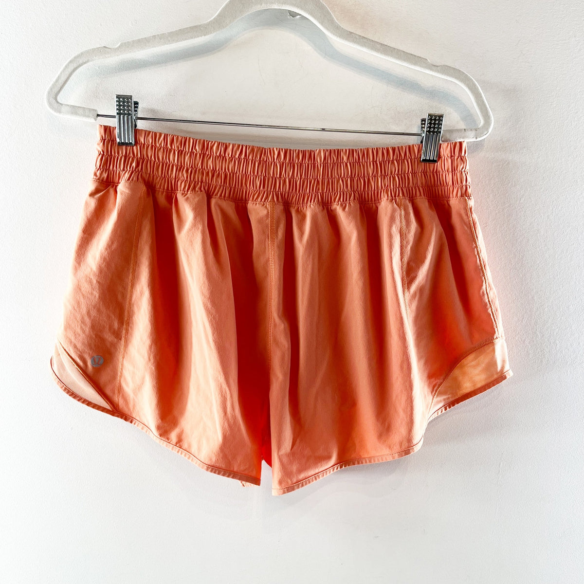 Lululemon Hotty Hot High-Rise Lined Short 2.5" Orange Flash 12