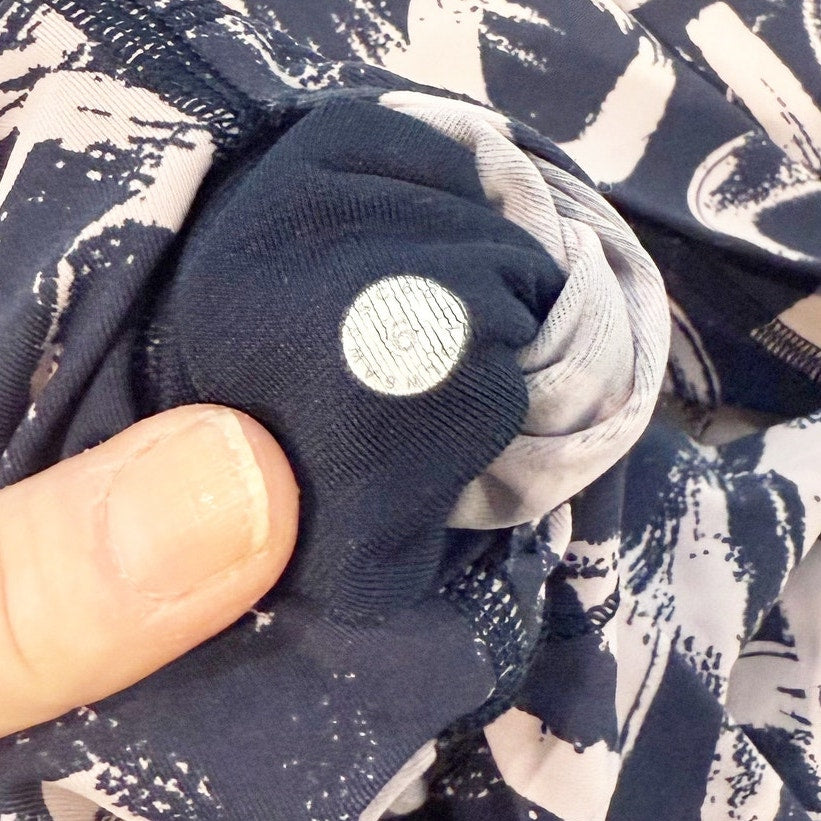 Lululemon Wunder Under Crop Luxtreme 21" Graffiti Pop Antoinette True Navy 6