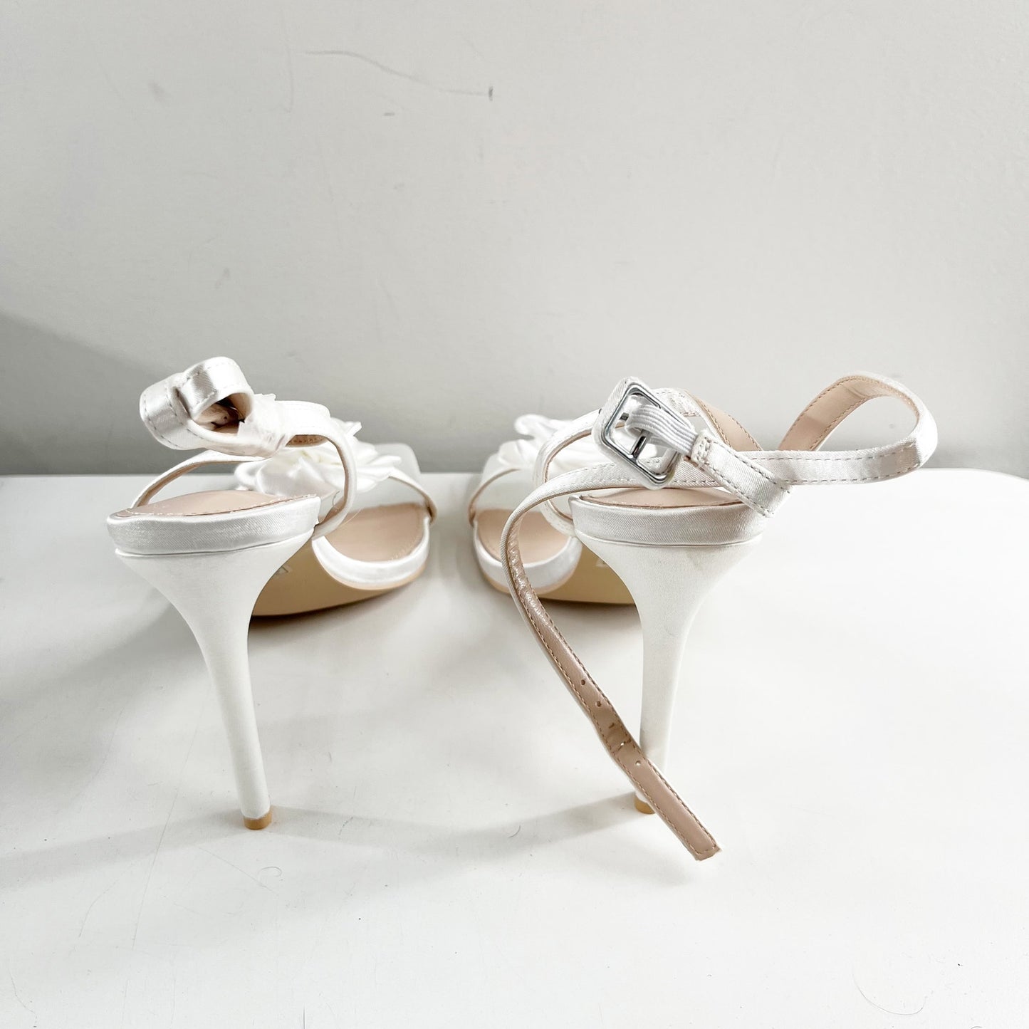 Lulus Aerianna Satin Floral Rosette Ankle Strap Square Toe Sandals White 8