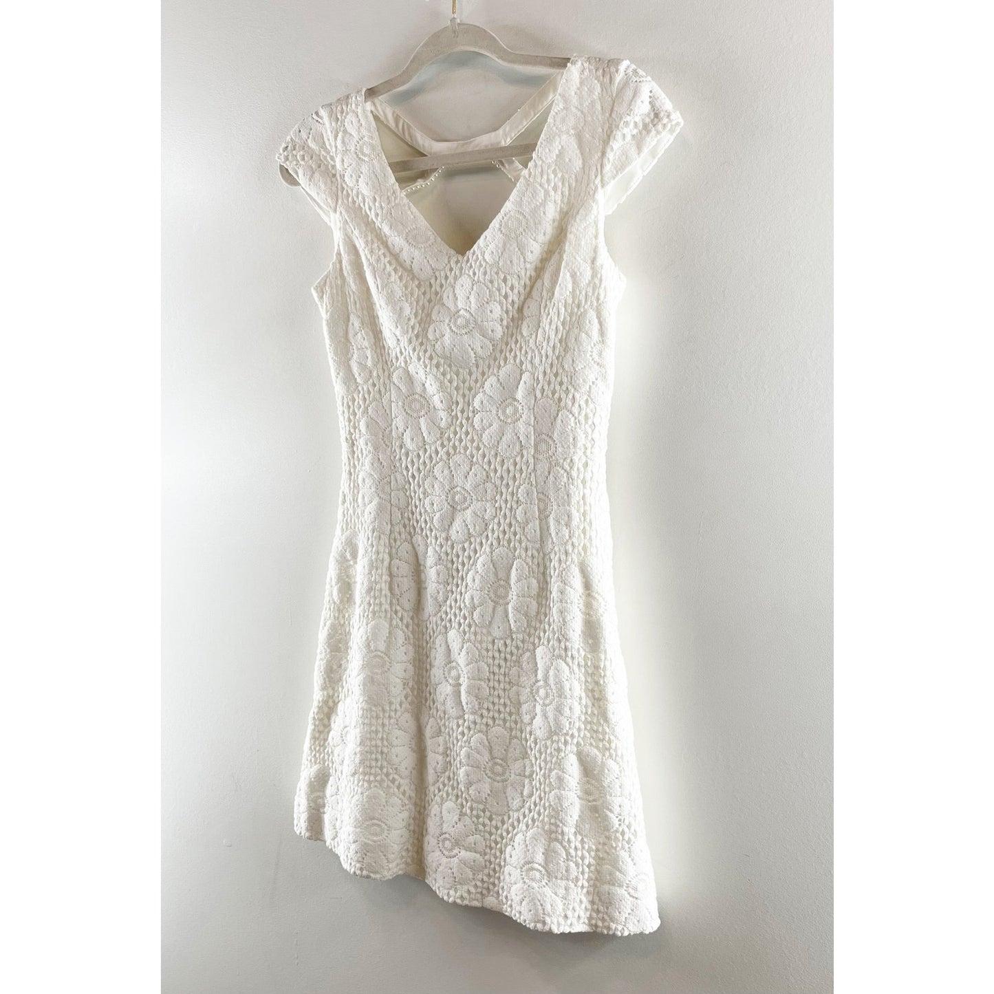 Lilly Pulitzer Mercer Floral Net Lace Crisscross Pearl Mini Dress Resort White 0