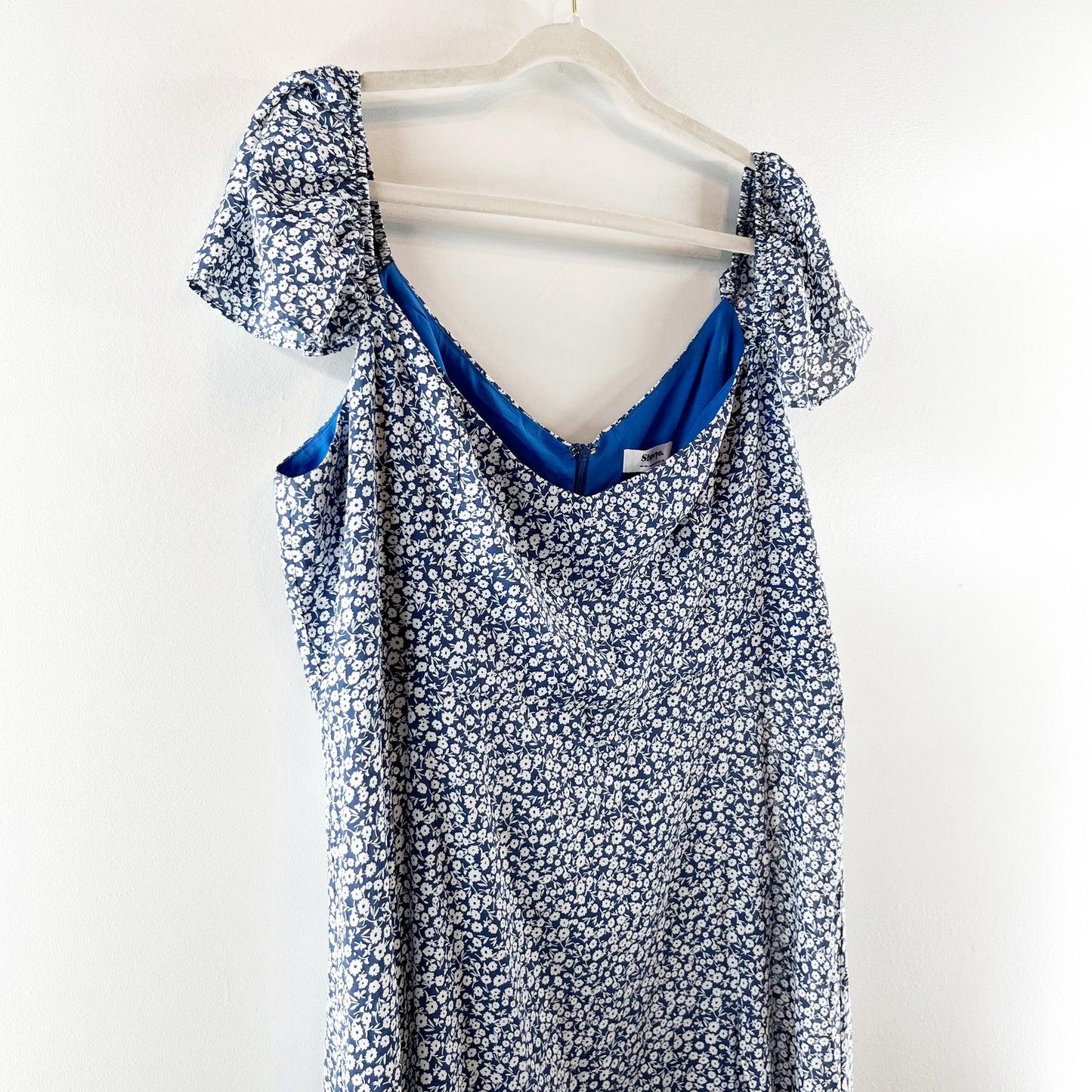 Showpo Sweetheart Neckline Ditsy Floral Slit Flutter Cap Sleeve Maxi Dress Blue