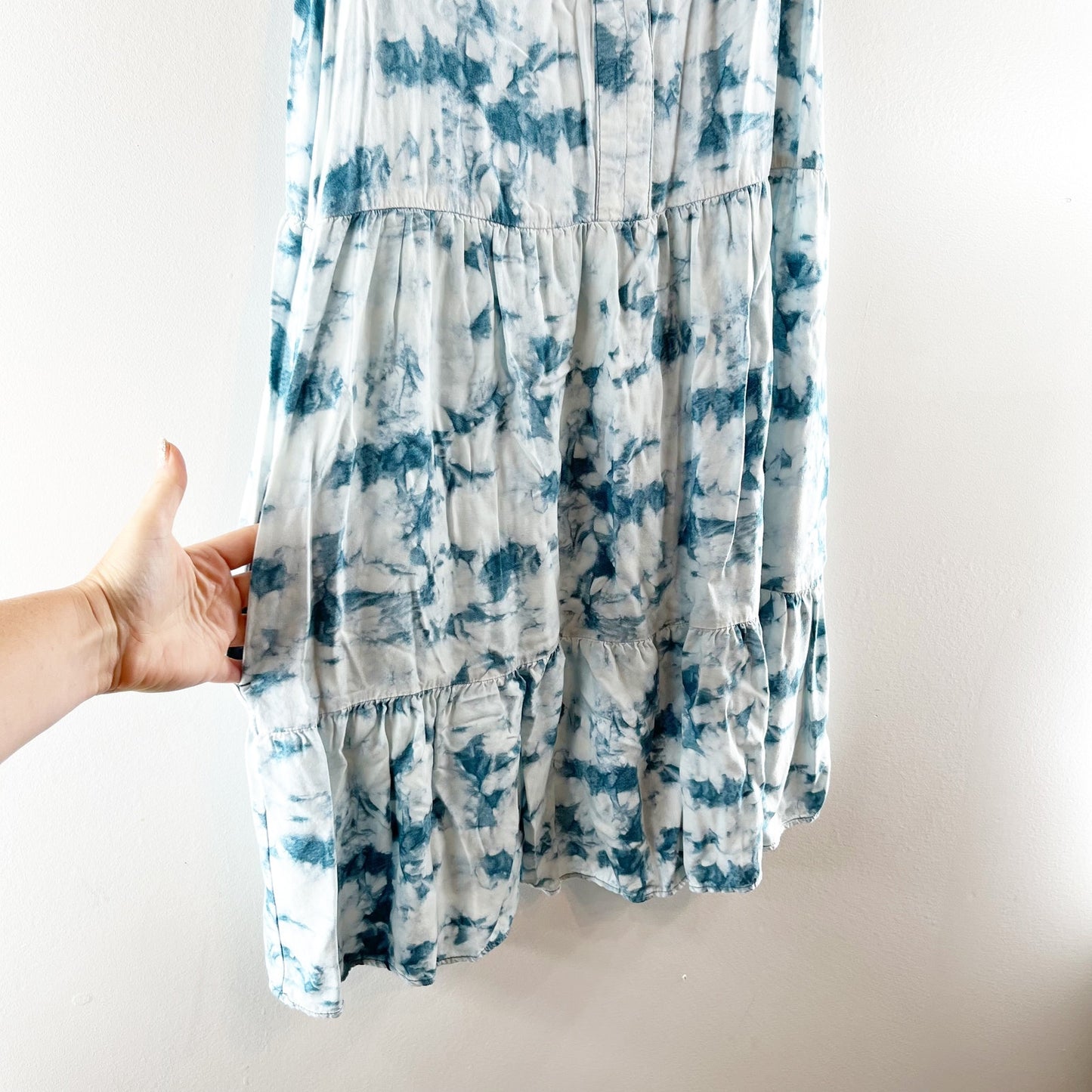 Carve Designs Button Front Babydoll Tunic Tie Dye Mini Dress White Blue Small