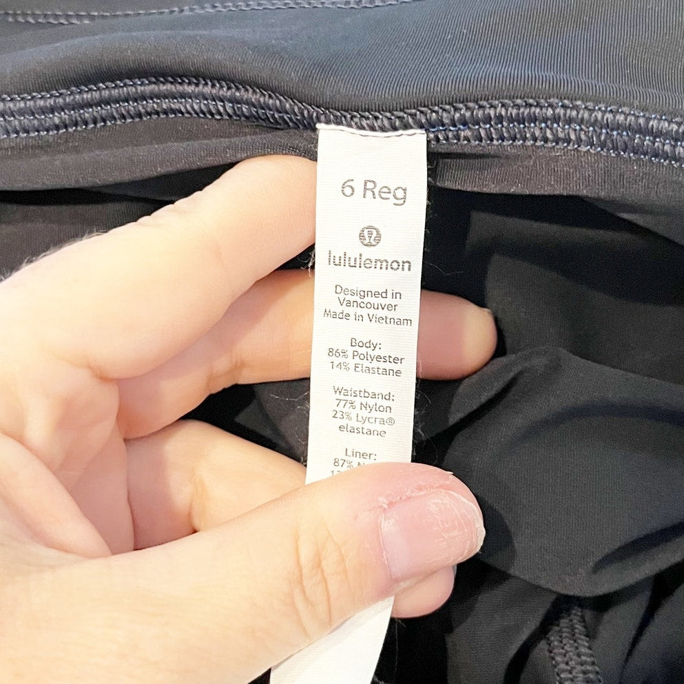Lululemon Play Off The Pleats Skirt 13" Sun Dazed Multi Blue / Super Dark 6