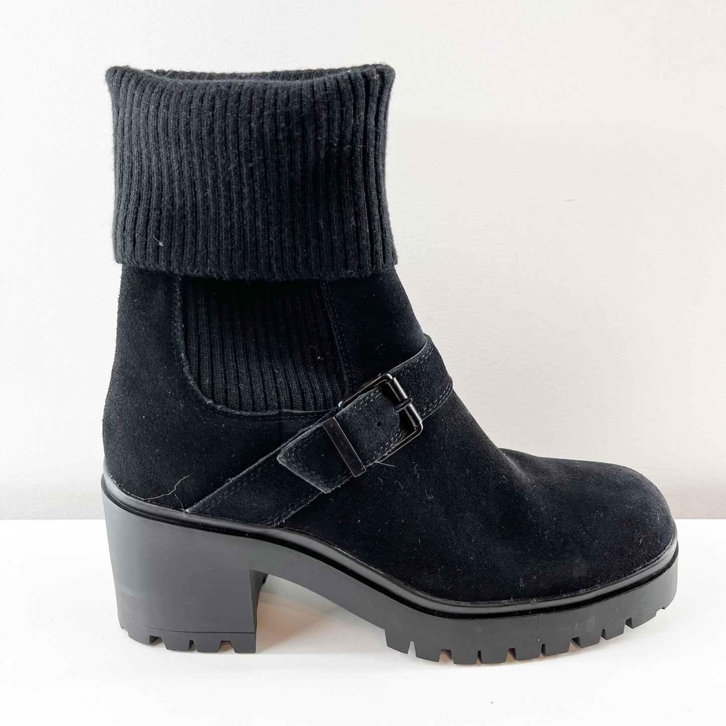 Blondo Roary Ankle Chelsea Lug Sole Heeled Chunky Sock Boots Black 10