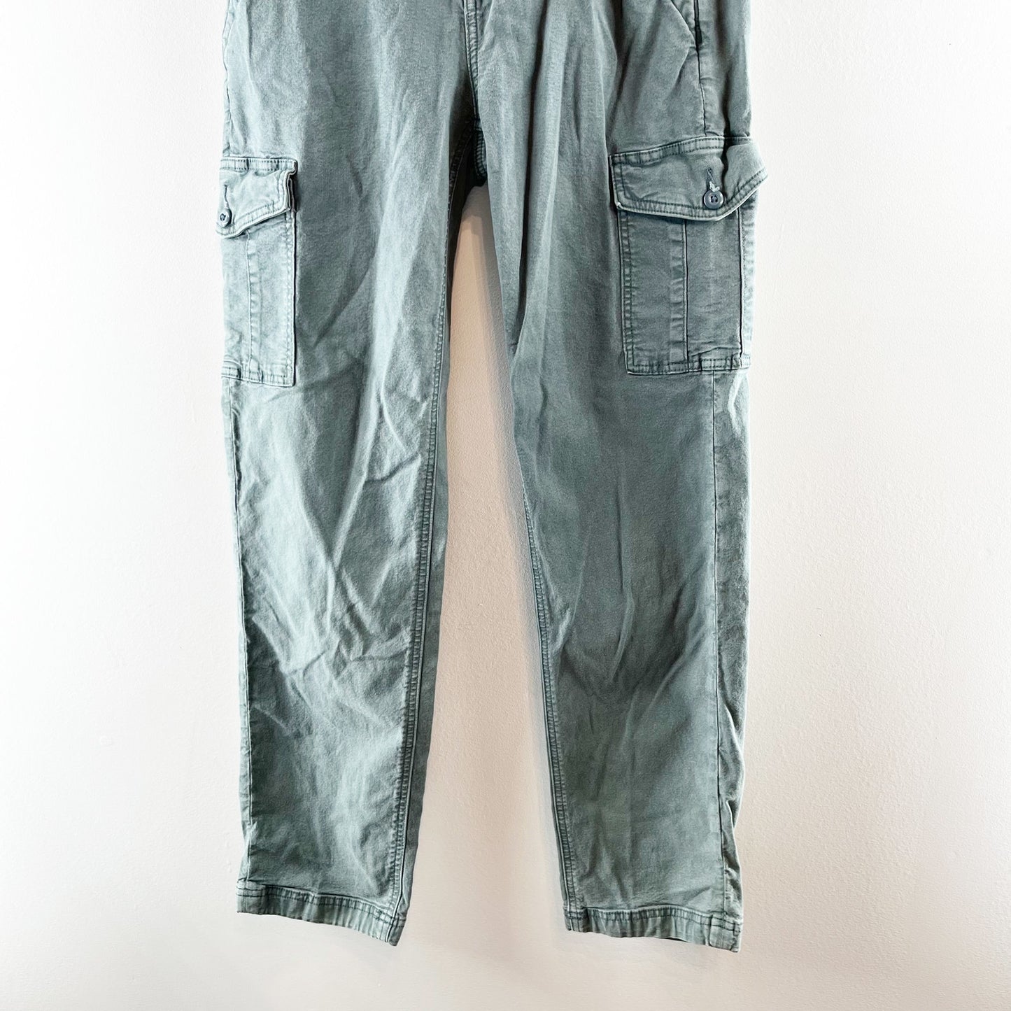 American Eagle High Rise Straight Leg Cargo Pants Green 4