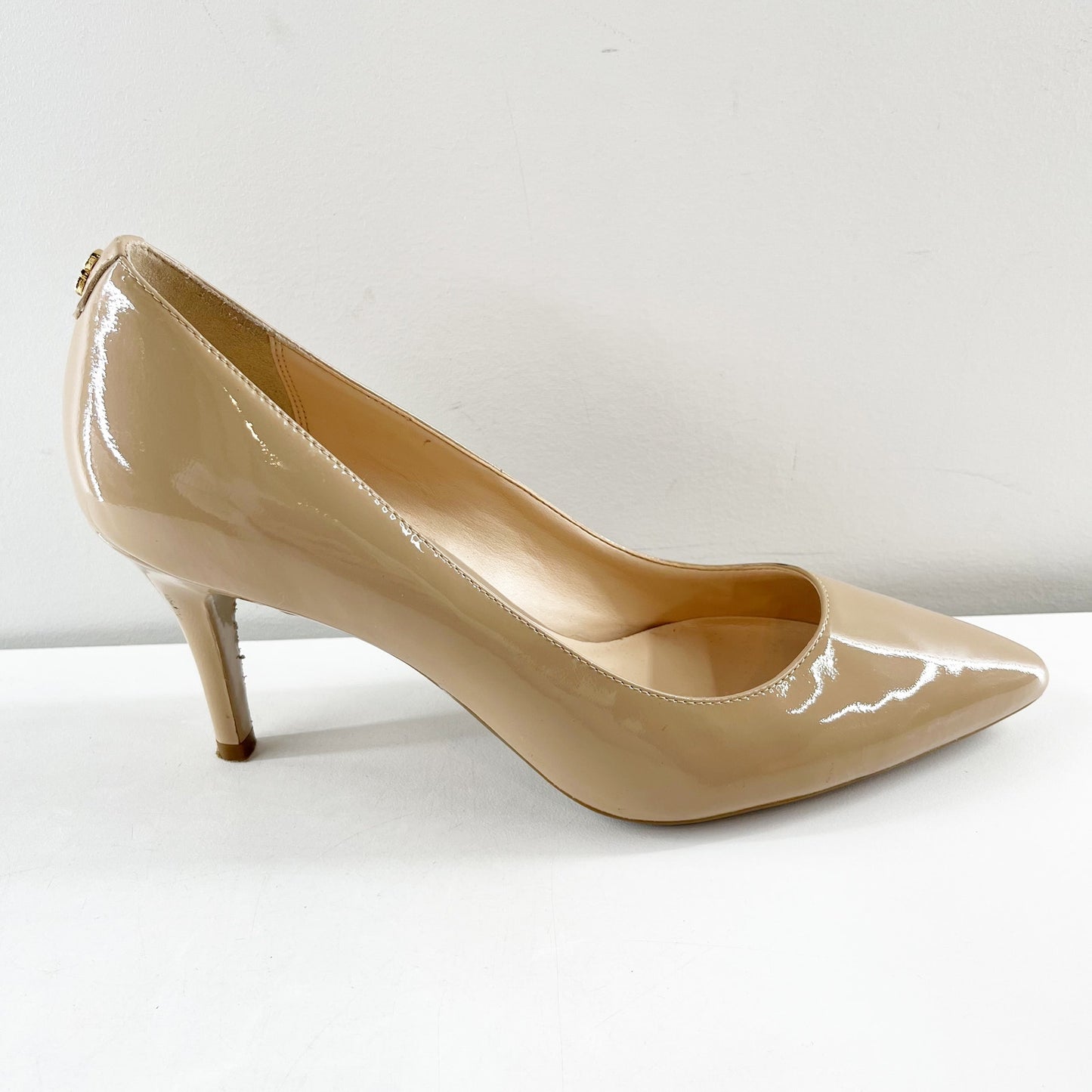 Cole Haan Pointed Toe Patent Leather Pumps Nude 10
