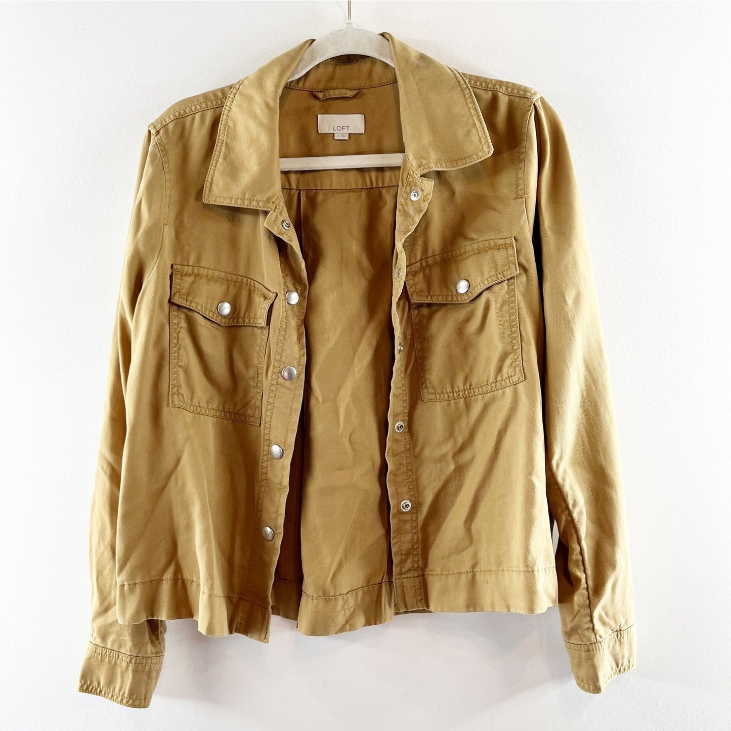 LOFT Snap Button Long Sleeve Boxy Fit Top Shirt Shacket Tan Small