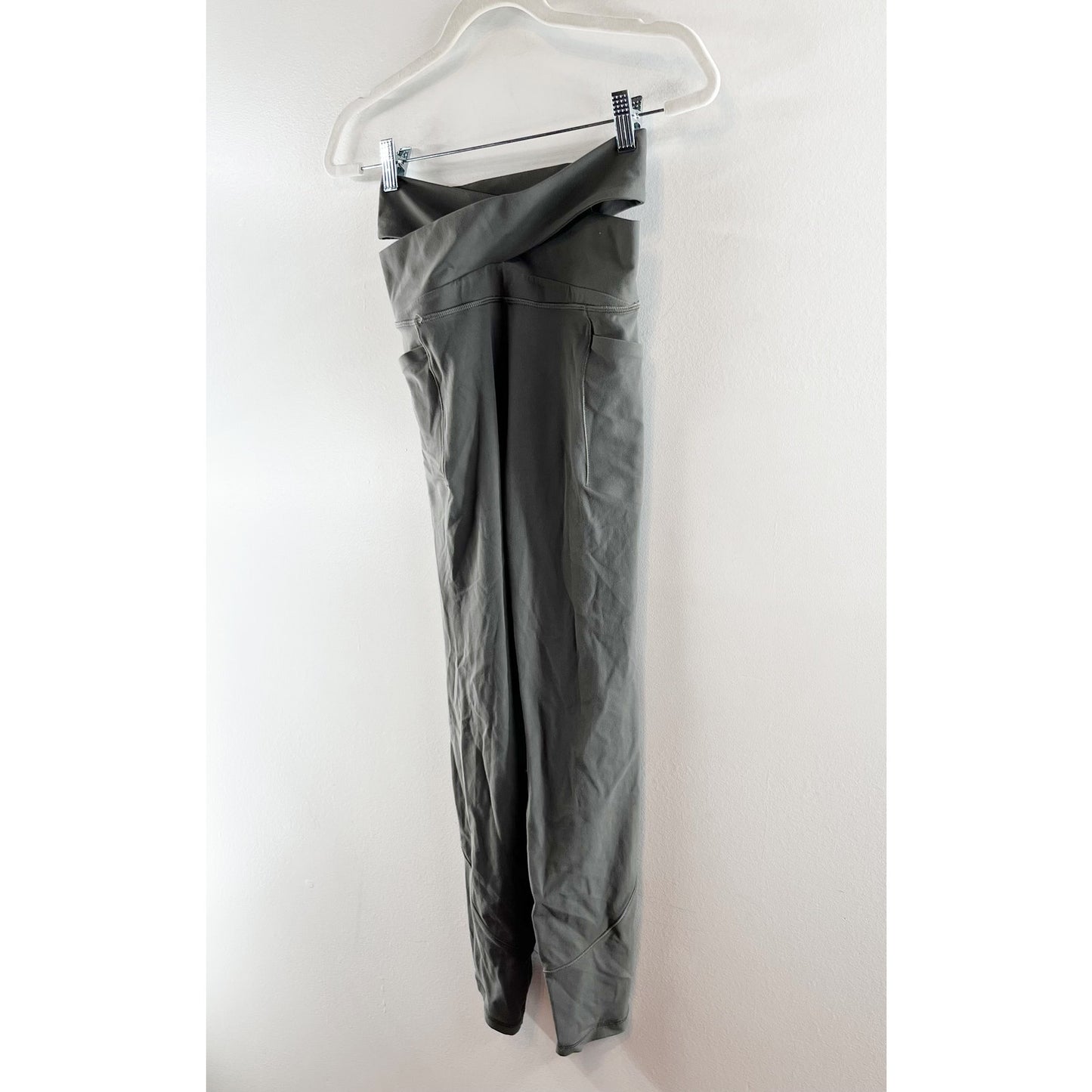 Athleta Salutation Stash Wrap Tight Leggings Hematite Gray XS