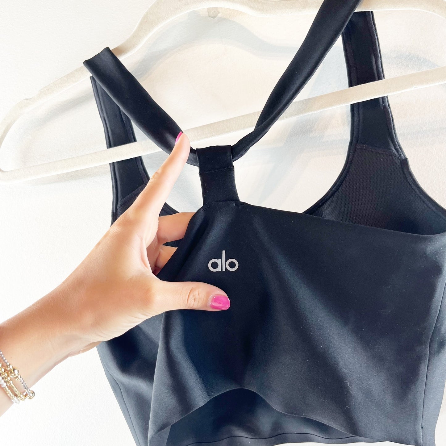 Alo Airlift Sleek Bra Tank Top Black Small