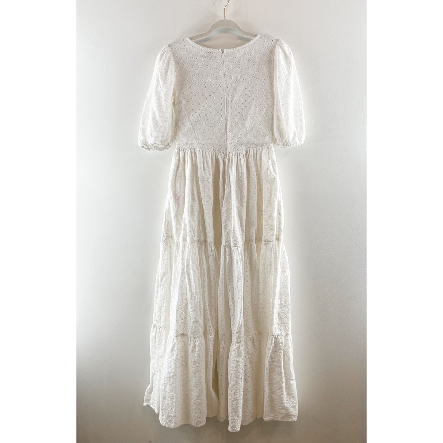 Mille Maja Short Puff Sleeve Eyelet Lace Maxi Dress in Pearl White Small
