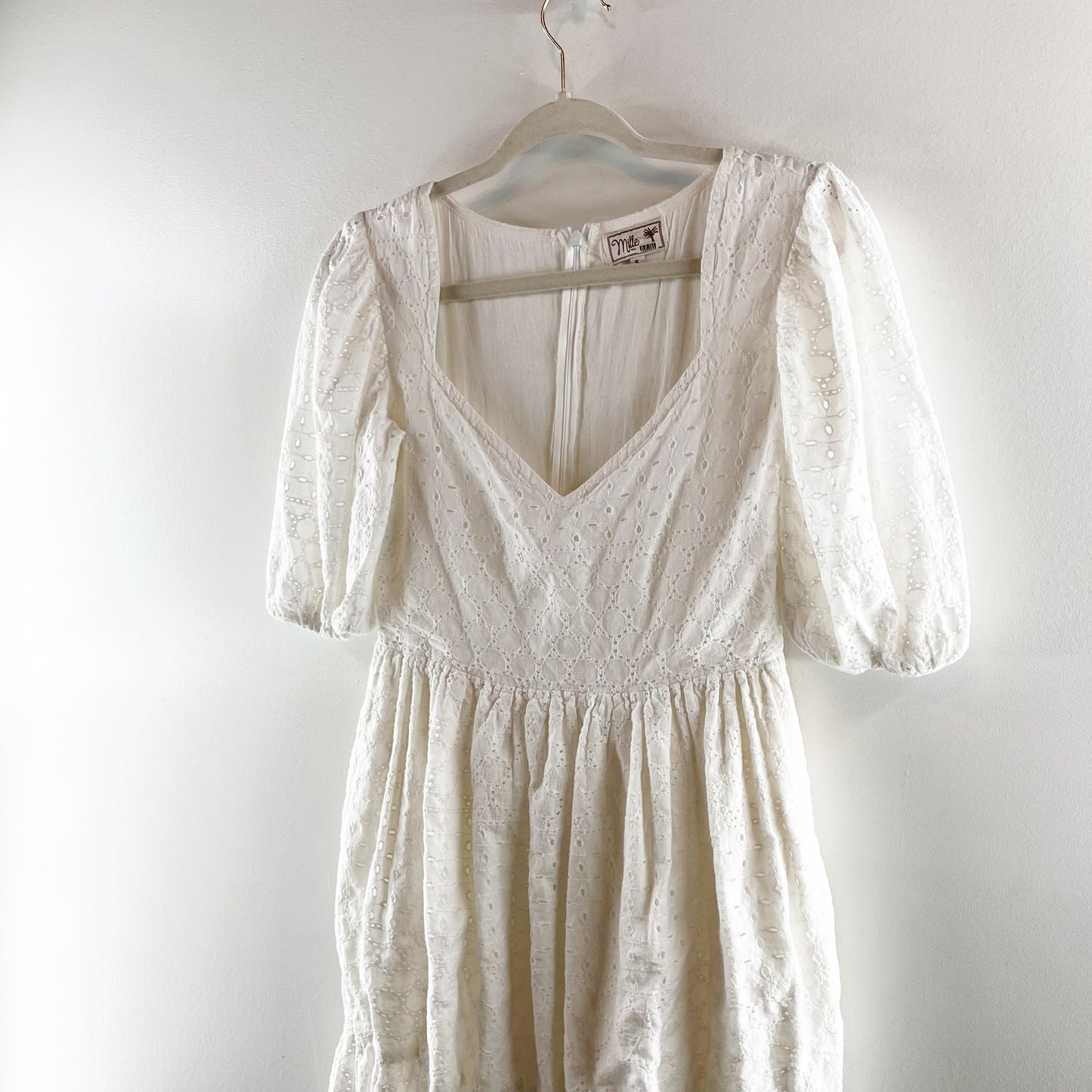 Mille Maja Short Puff Sleeve Eyelet Lace Maxi Dress in Pearl White Small