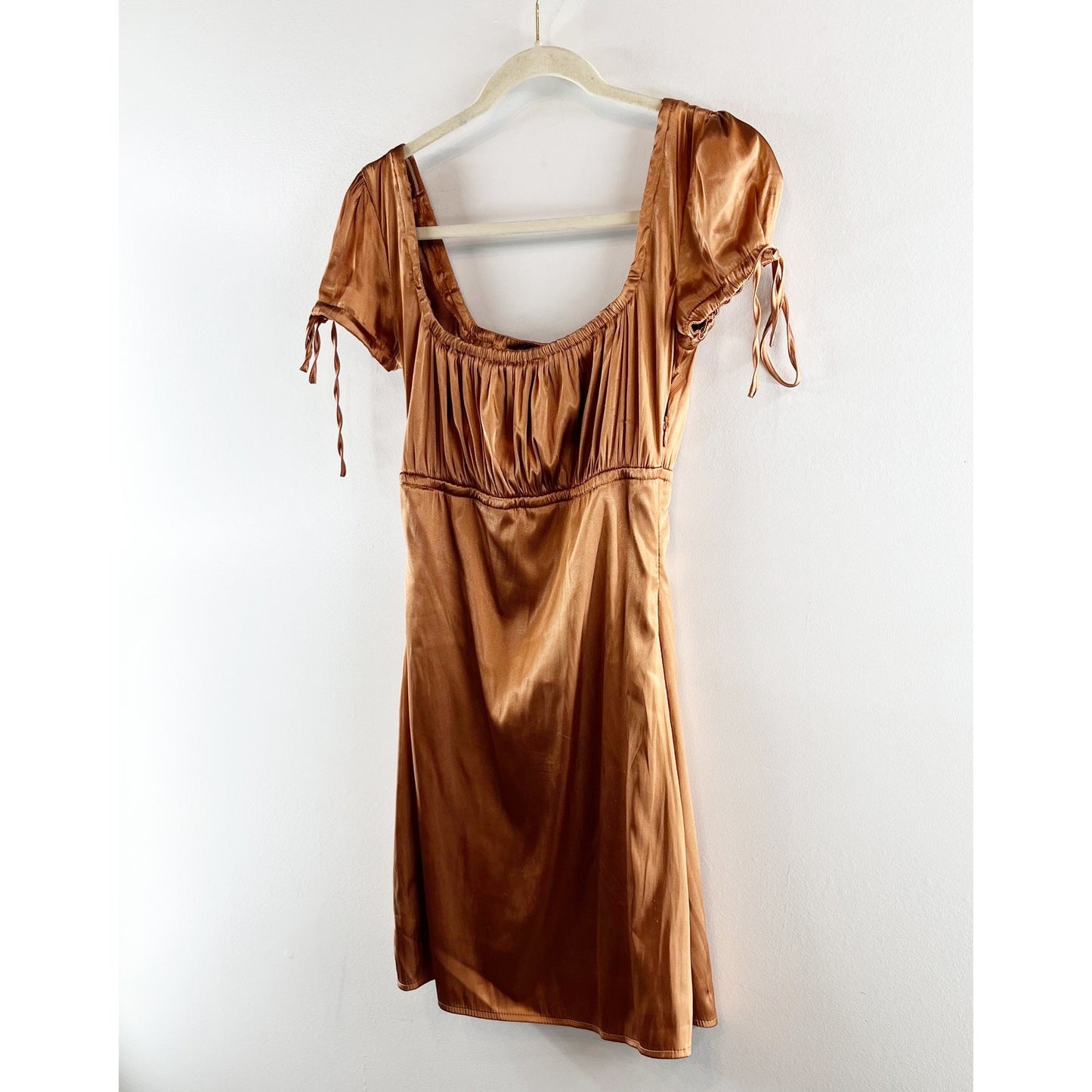 Tiger Mist Tyra Short Sleeve Satin Mini Dress Copper Brown Small
