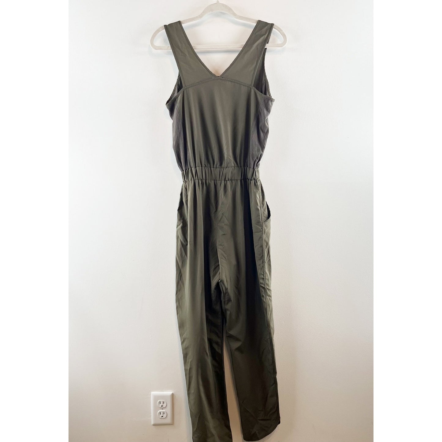 Peyton Jensen Sleeveless Slim Leg One Piece Jumpsuit Green XS