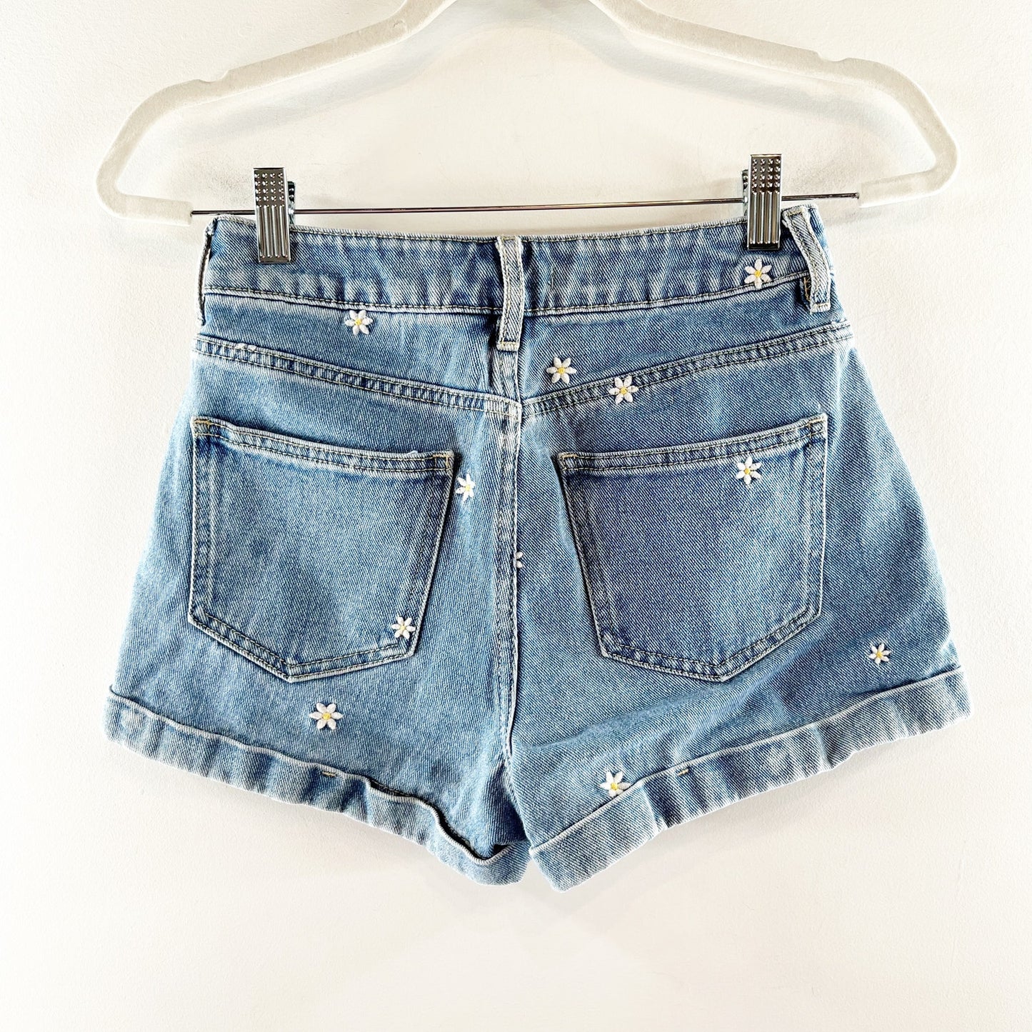 PacSun Embroidered Daisy Print High Rise Mom Shorts Blue 25 / 0