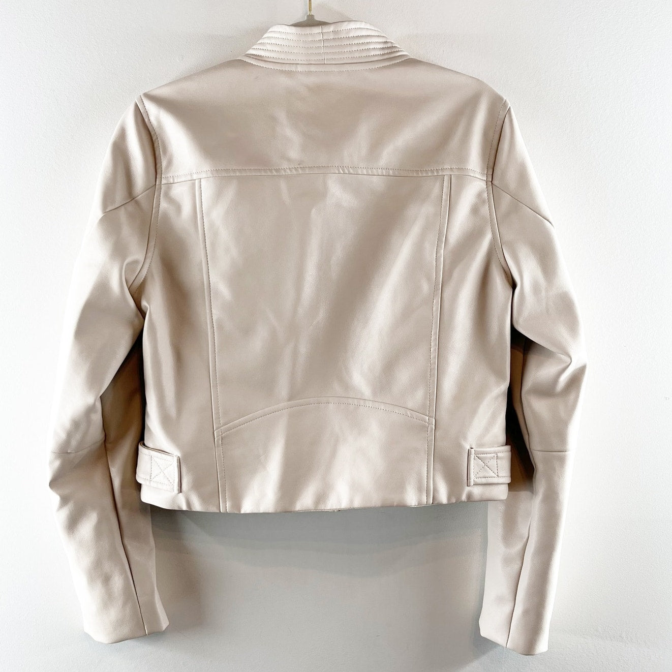 Blank NYC Faux Leather Long Sleeve Crop Asymmetric Full Zip Moto Jacket Cream M