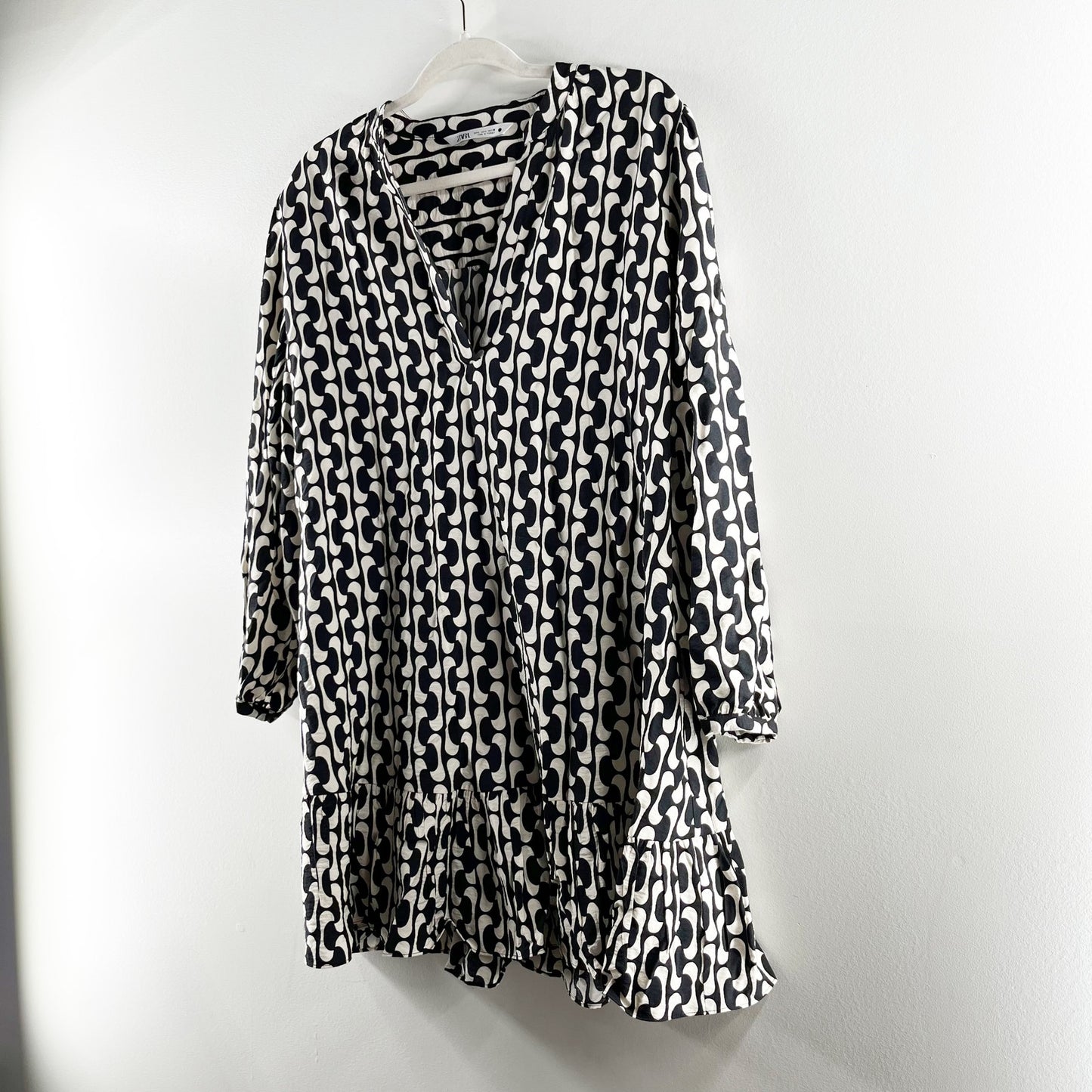 ZARA The Paula Long Sleeve Geometric Babydoll Mini Dress Black White Large
