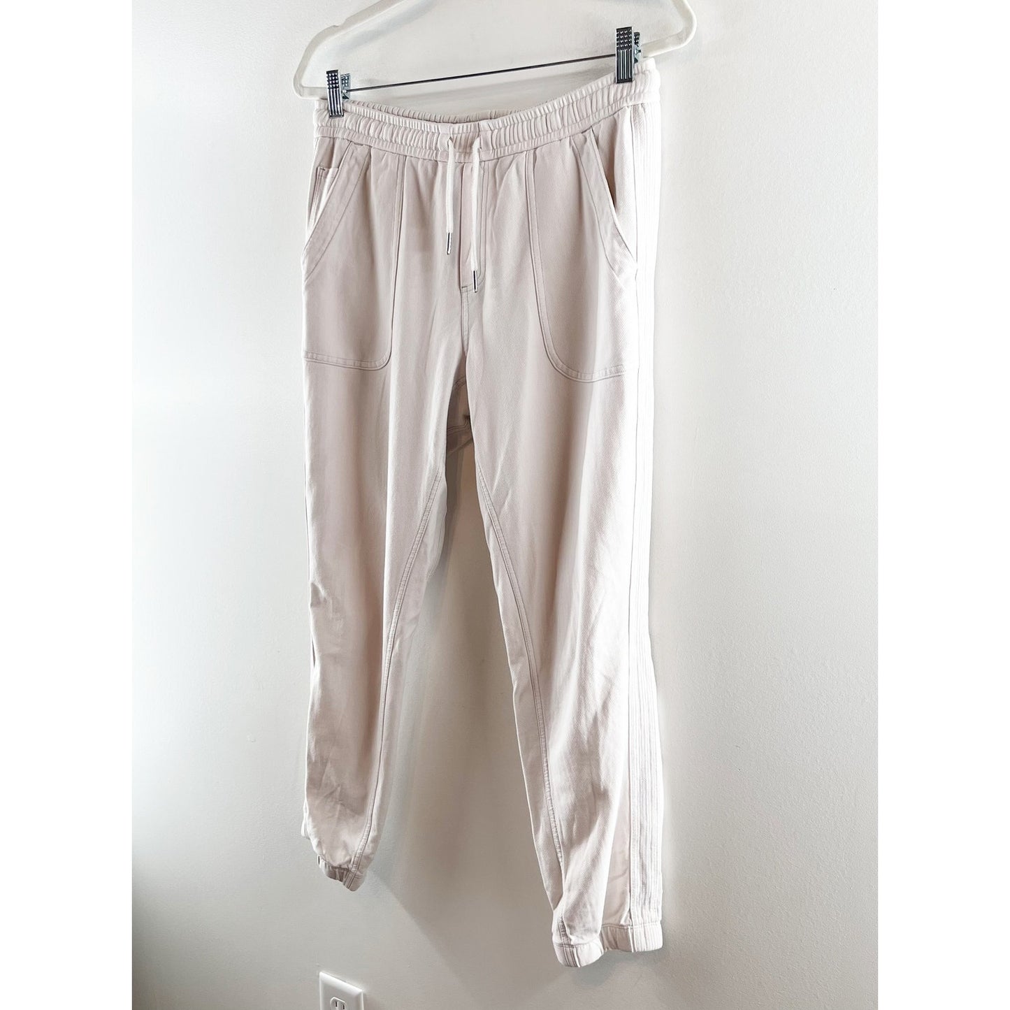 Athleta High Rise Farallon Jogger Pants Magnolia White Cream 10