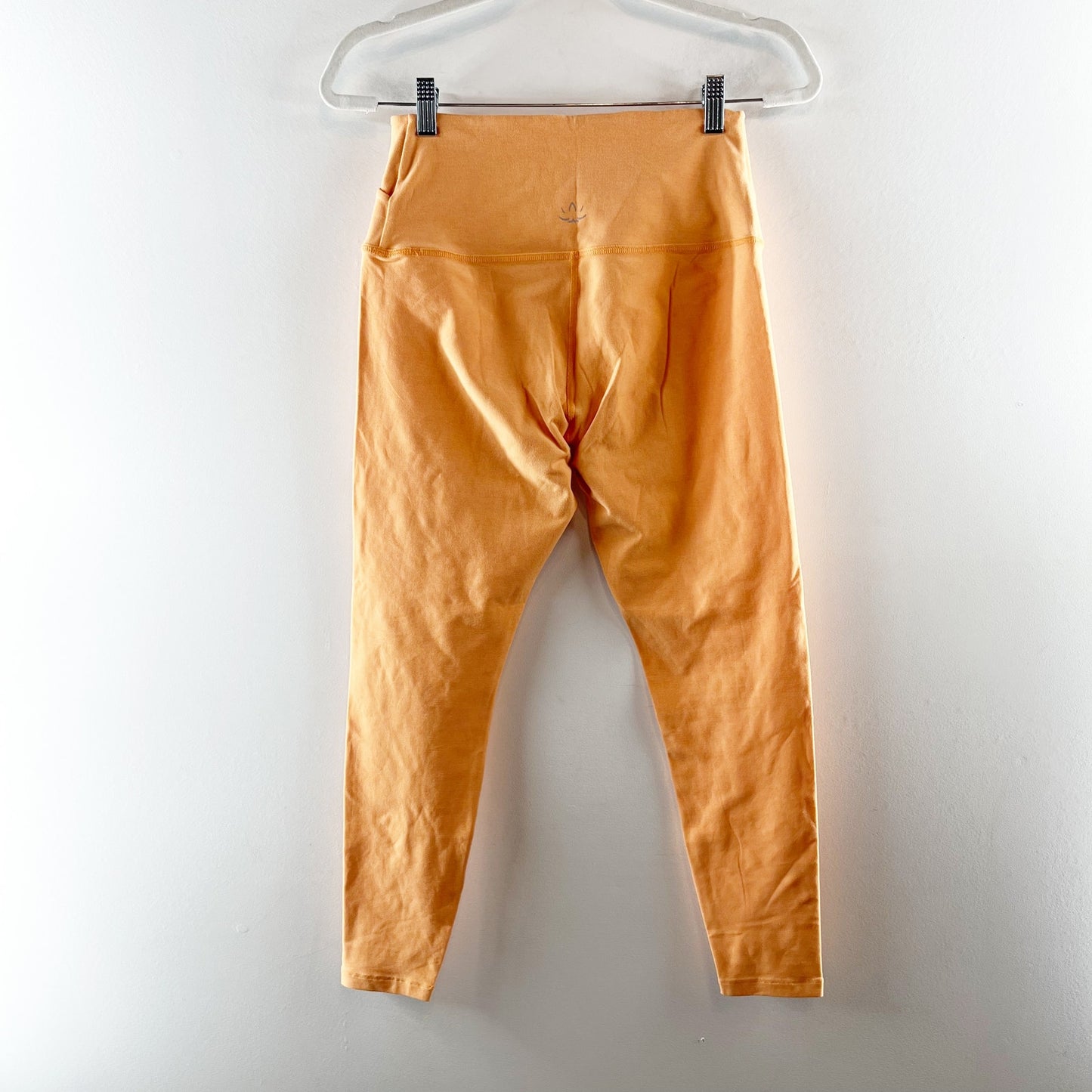 Beyond Yoga At Your Leisure High Waisted Midi Legging Light Orange Large