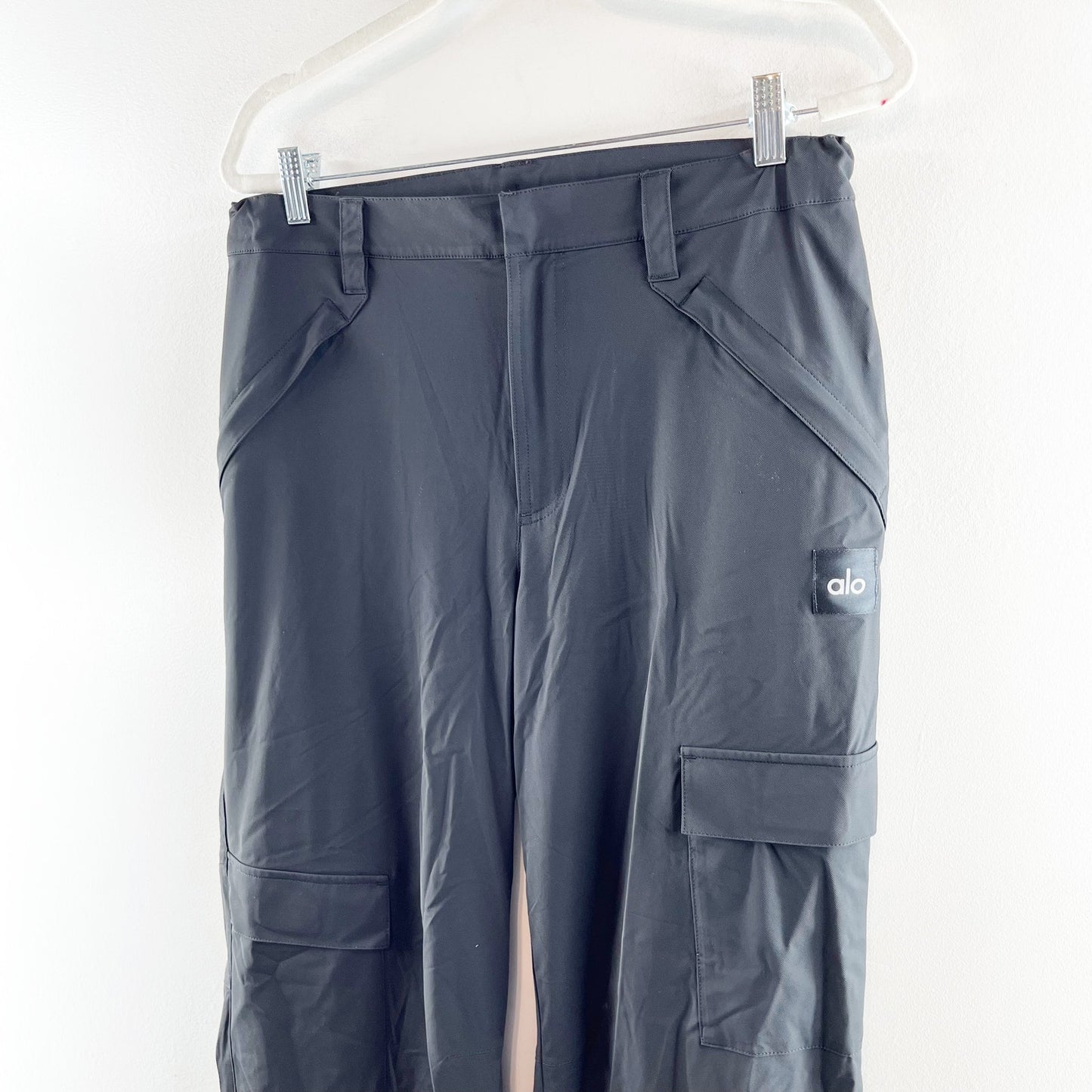 Alo Yoga All That High Waisted Straight Leg Cargo Trouser Pants Black Medium